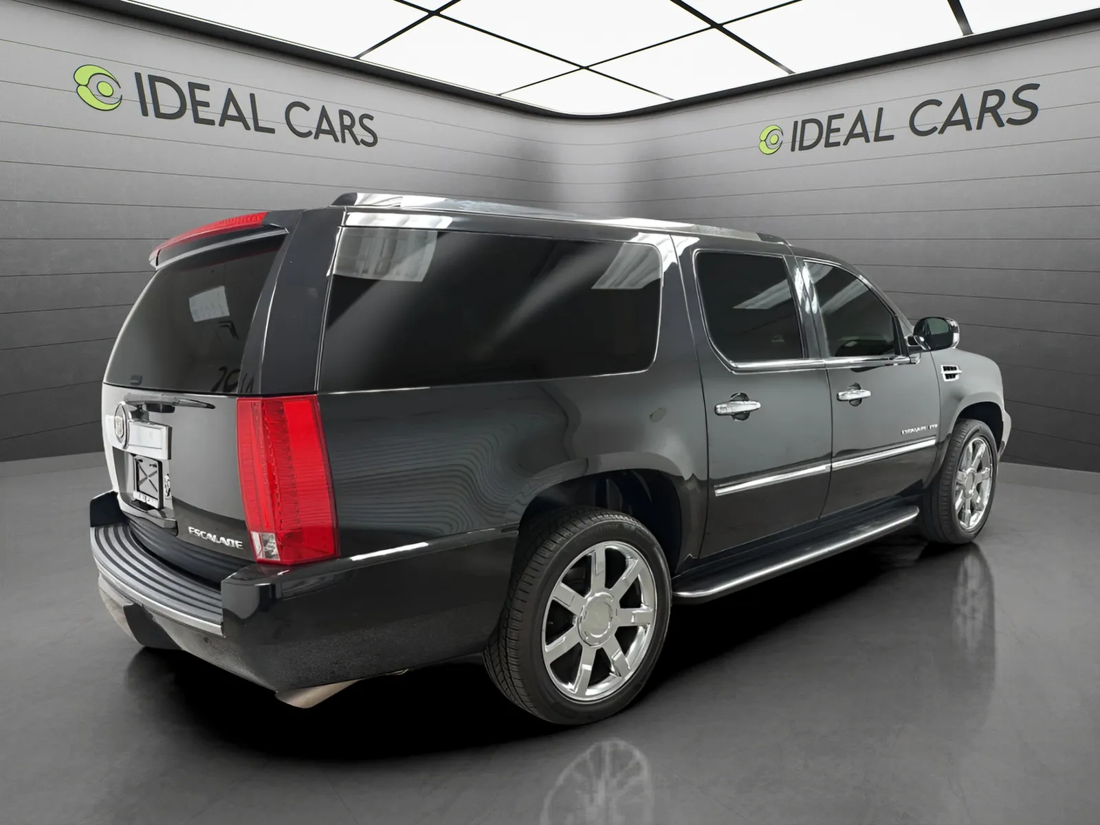 Cadillac Escalade ESV photo 5