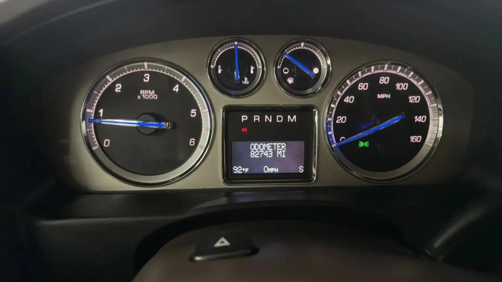 Cadillac Escalade ESV photo 11