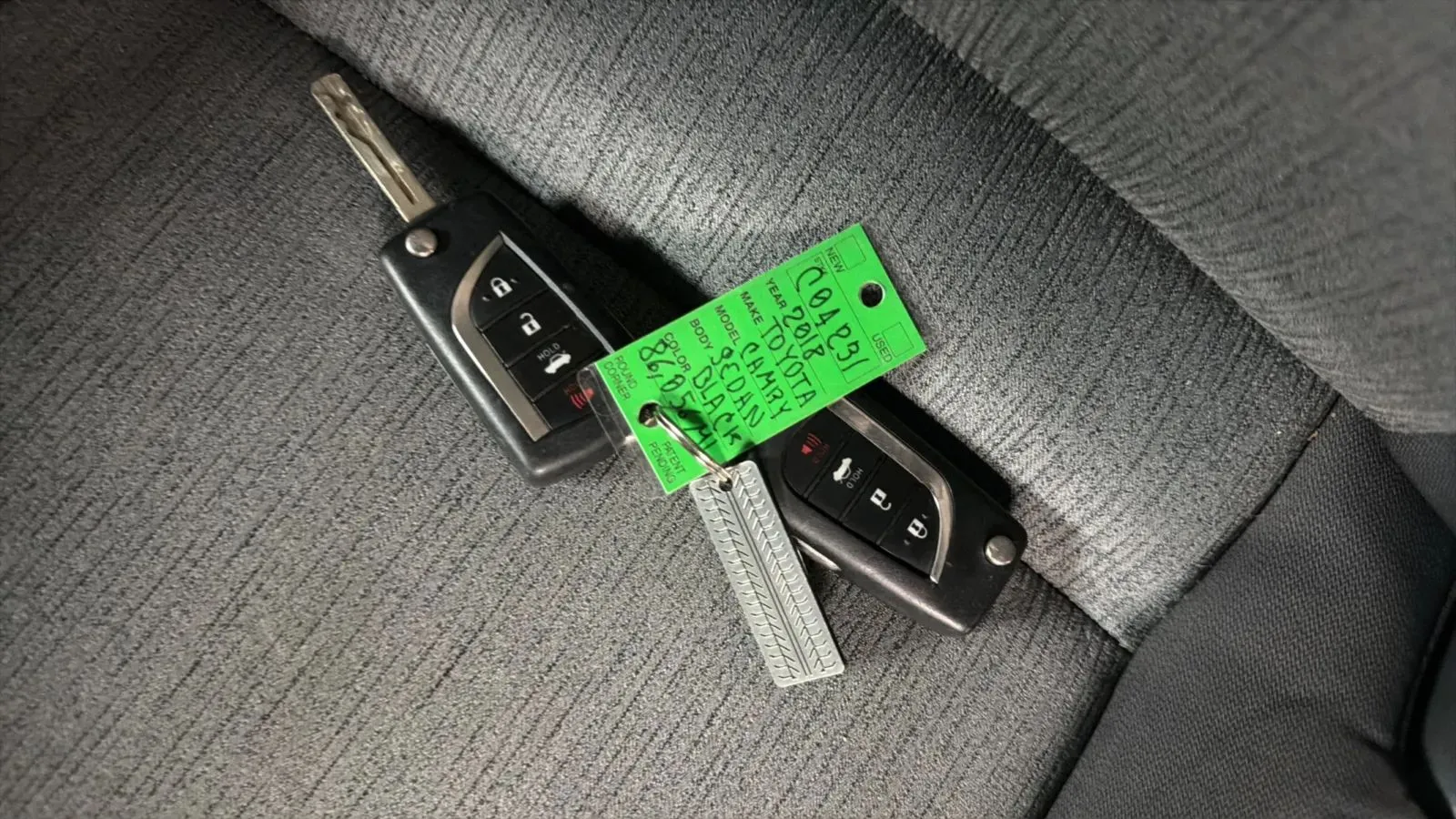 Toyota Camry photo 24