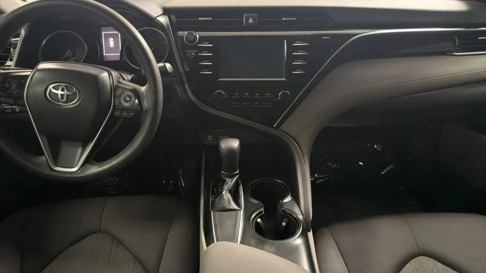 Toyota Camry photo 15