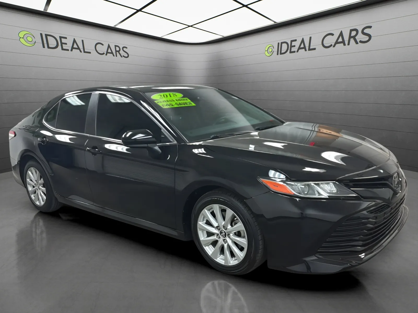 Toyota Camry photo 3