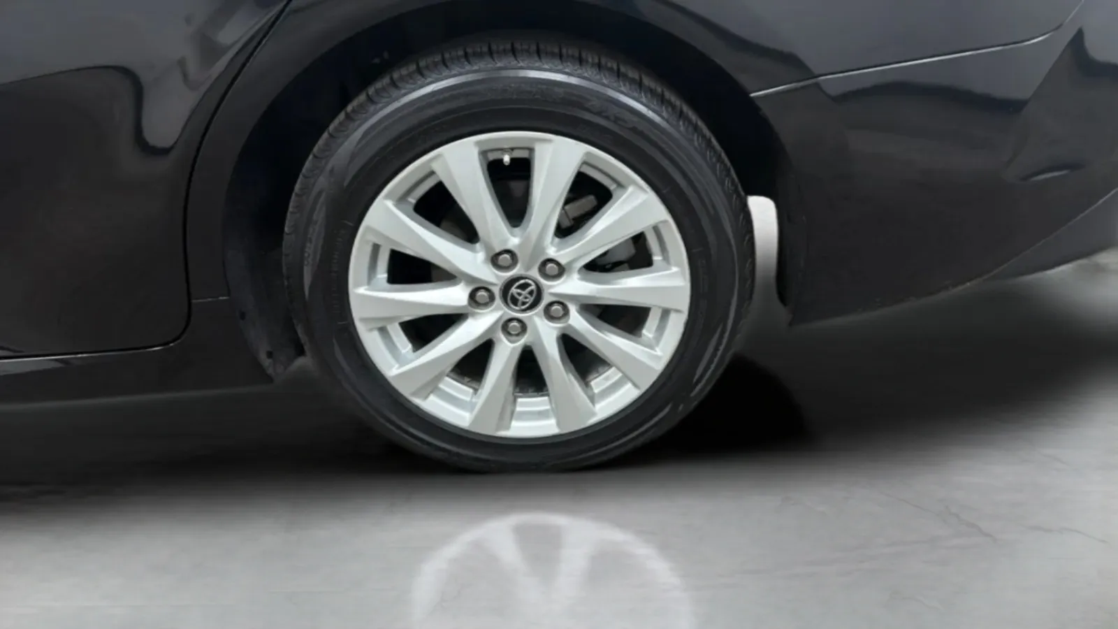 Toyota Camry photo 27