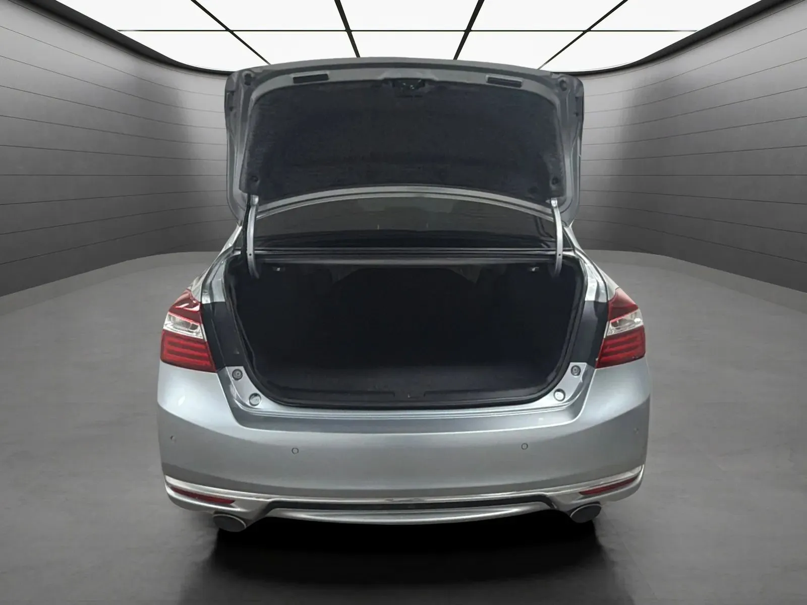 Honda Accord photo 20