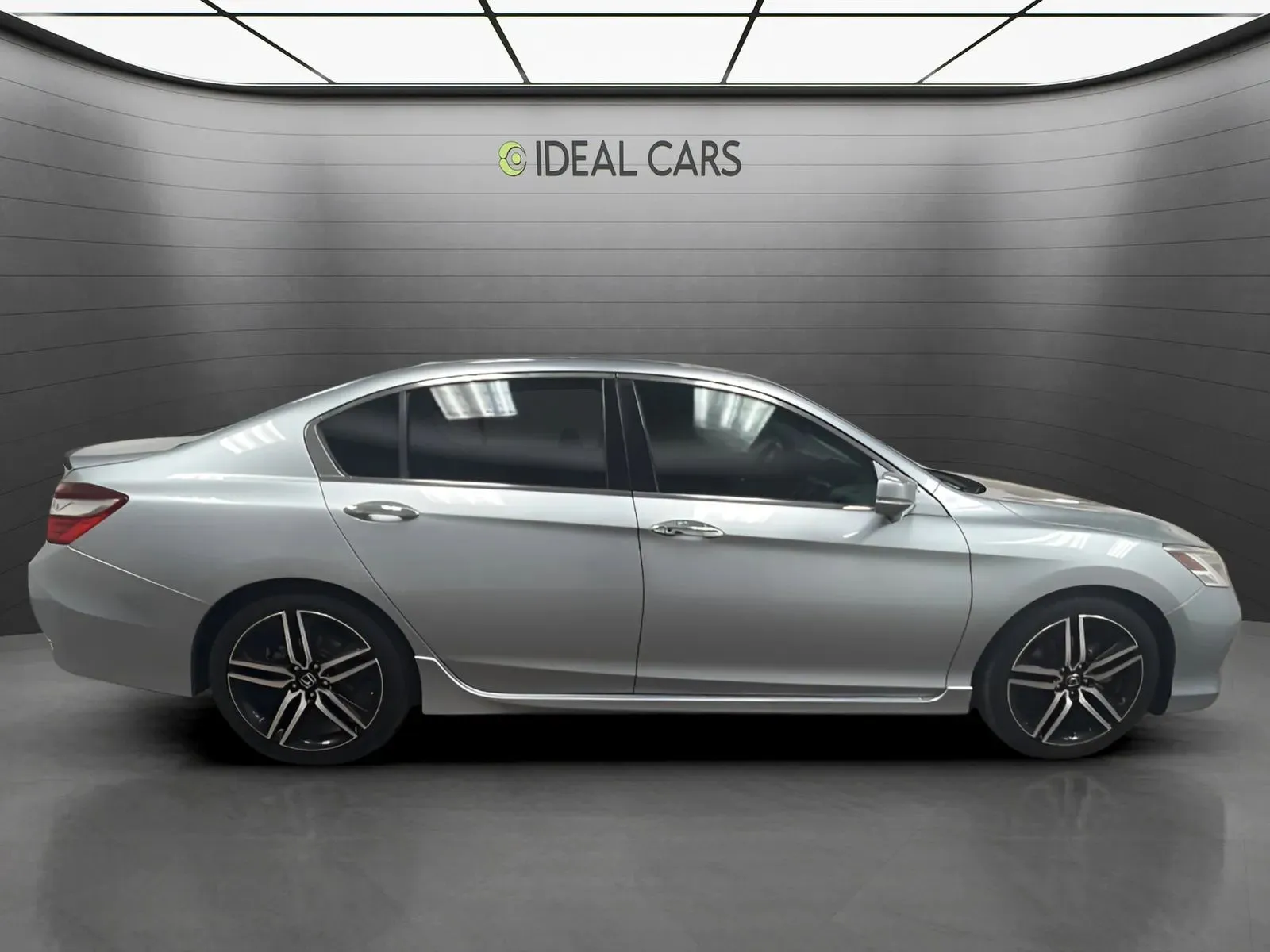 Honda Accord photo 4