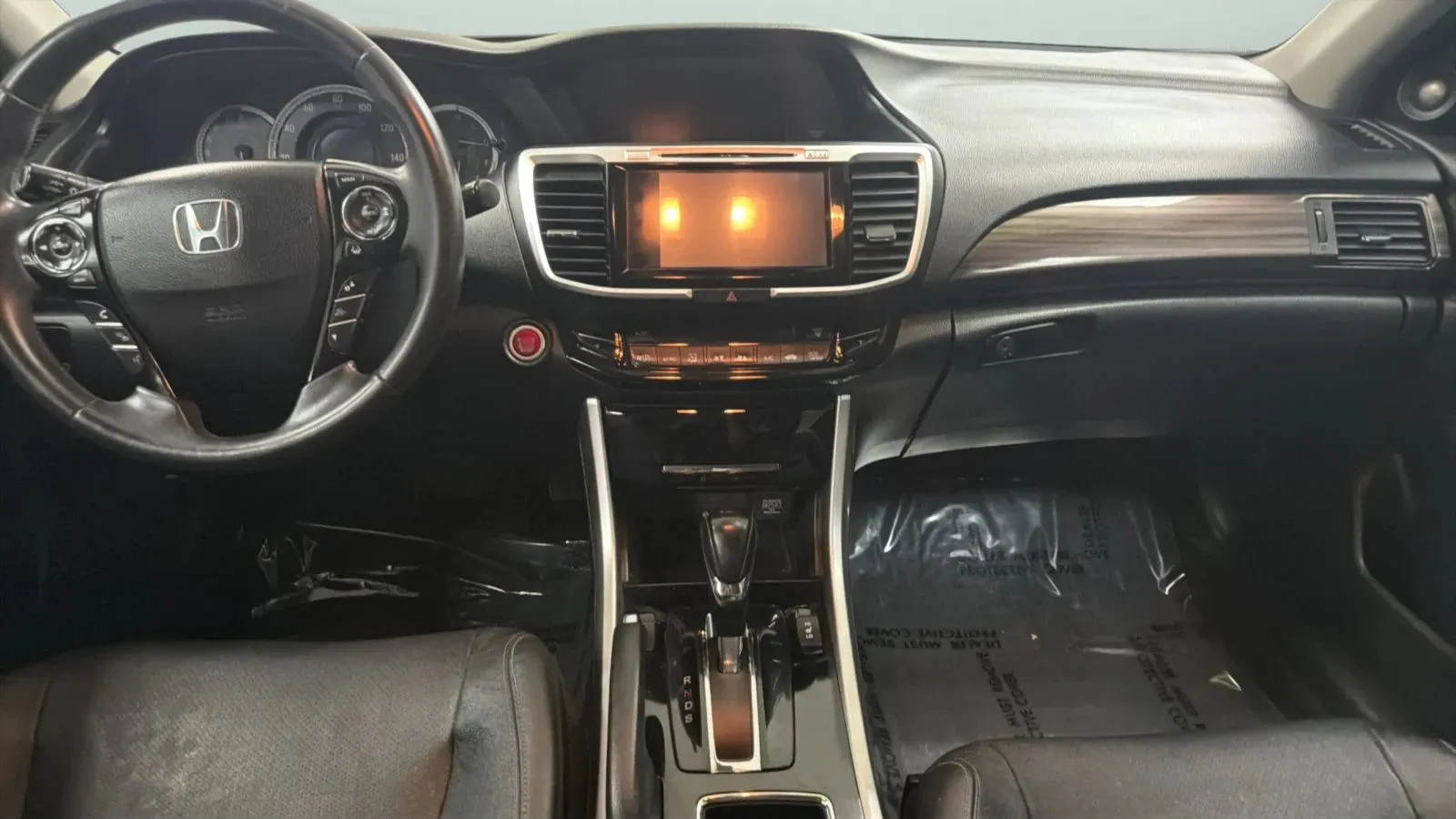 Honda Accord photo 16