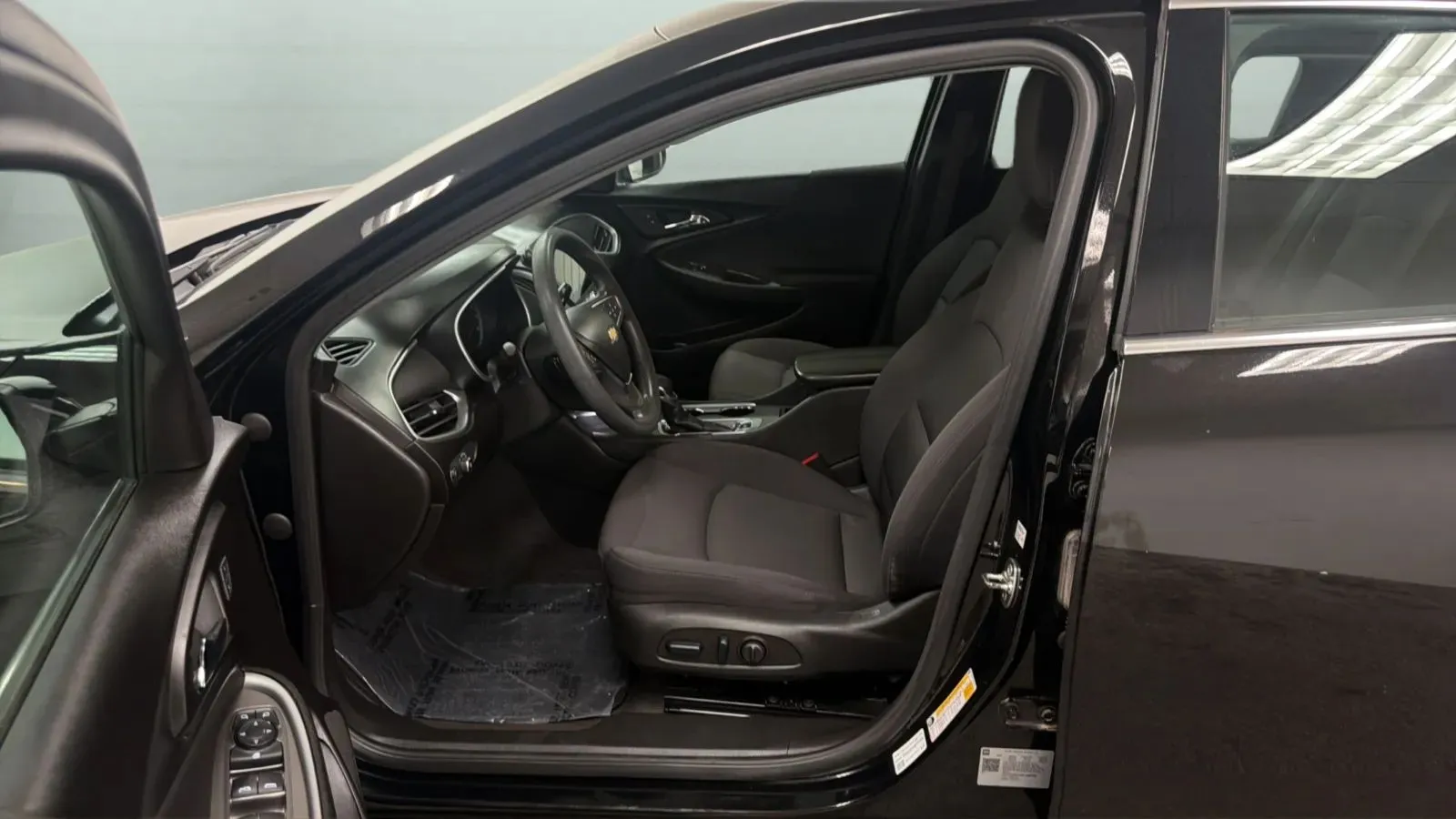 Chevrolet Malibu photo 21