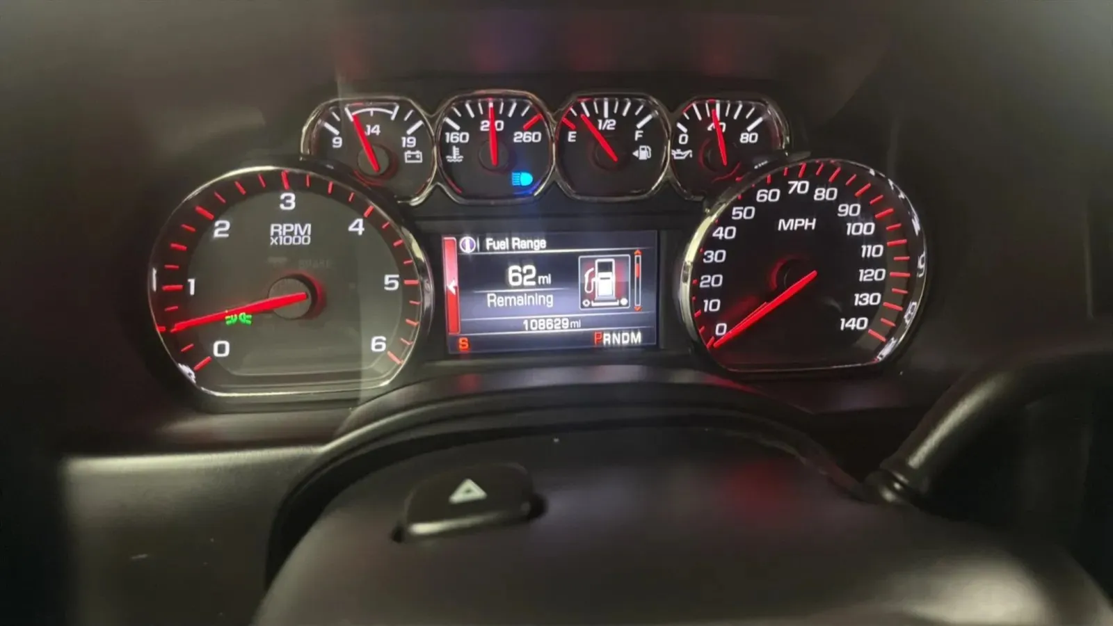 GMC Yukon photo 11
