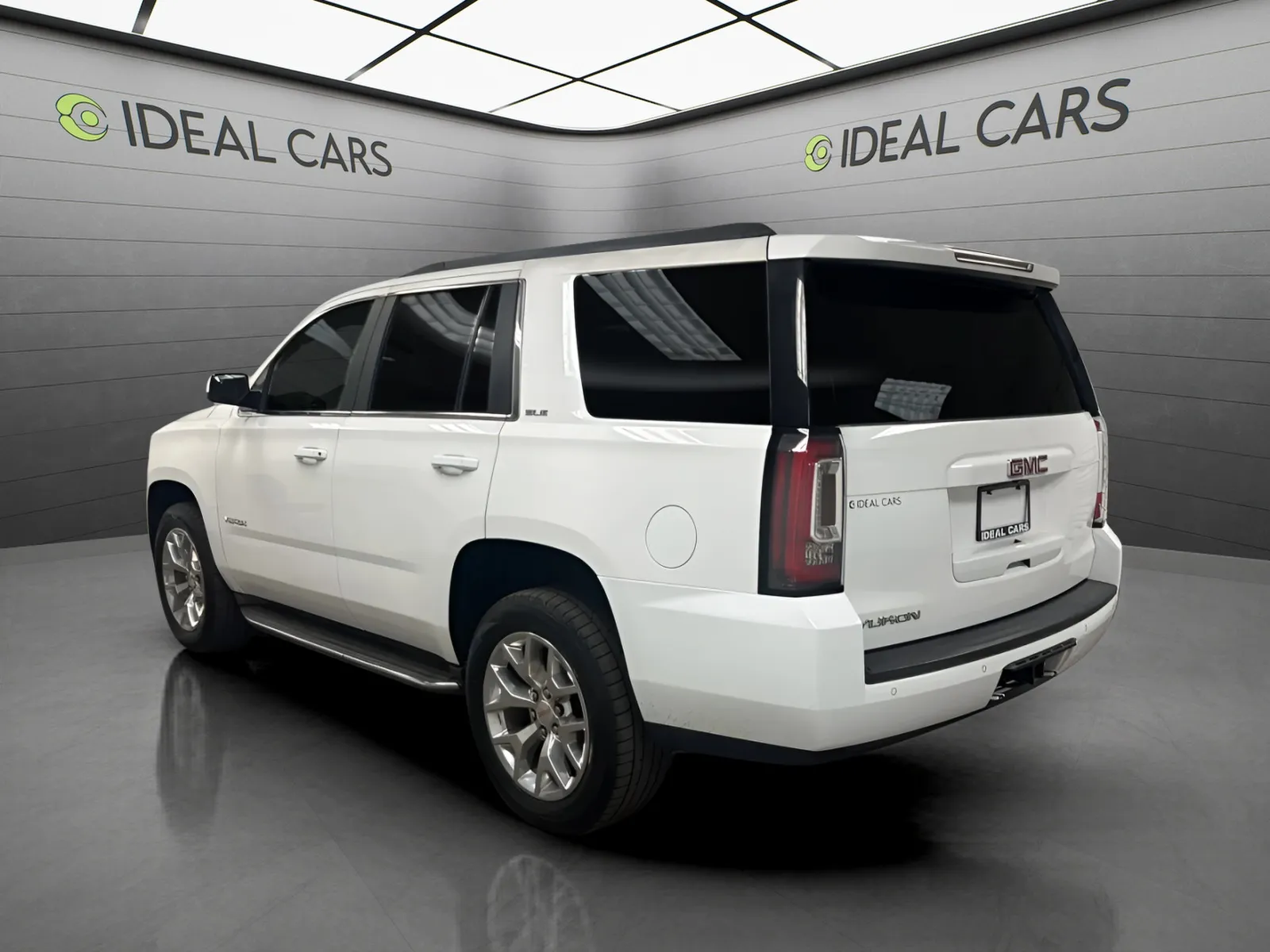 GMC Yukon photo 7