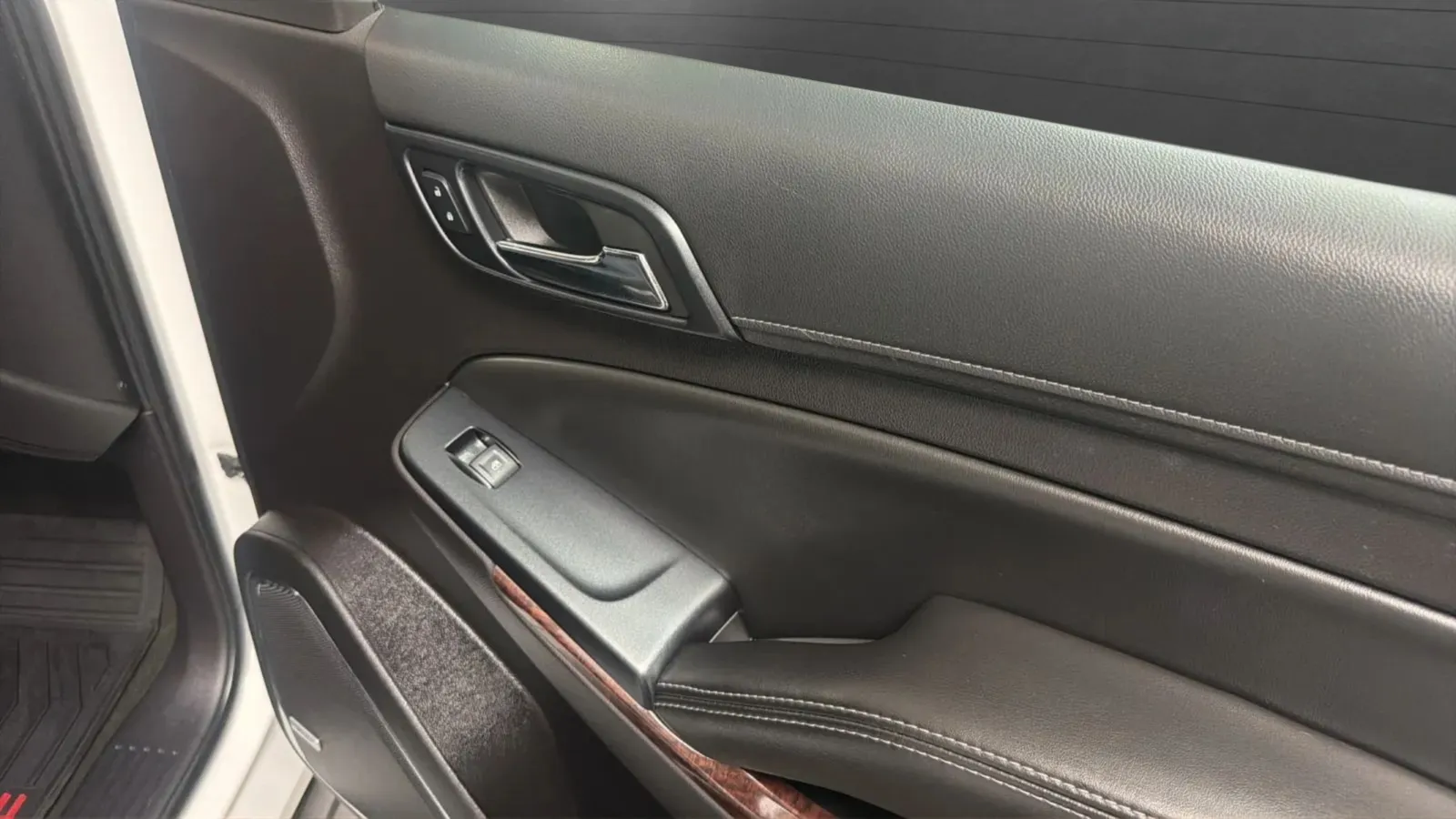 GMC Yukon photo 17