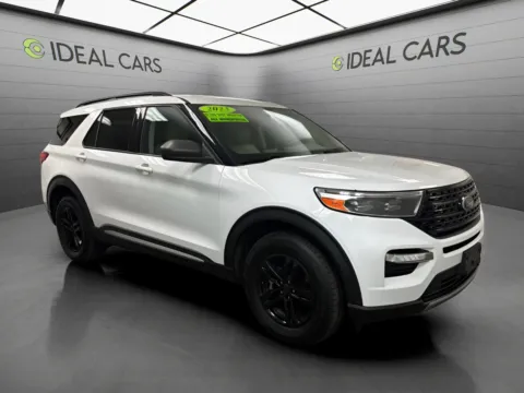 Another view of 2023 Ford Explorer XLT for sale in Mesa, AZ at Ideal Cars - at Gilbert Rd