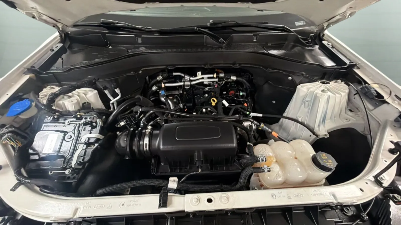 Ford Explorer photo 23