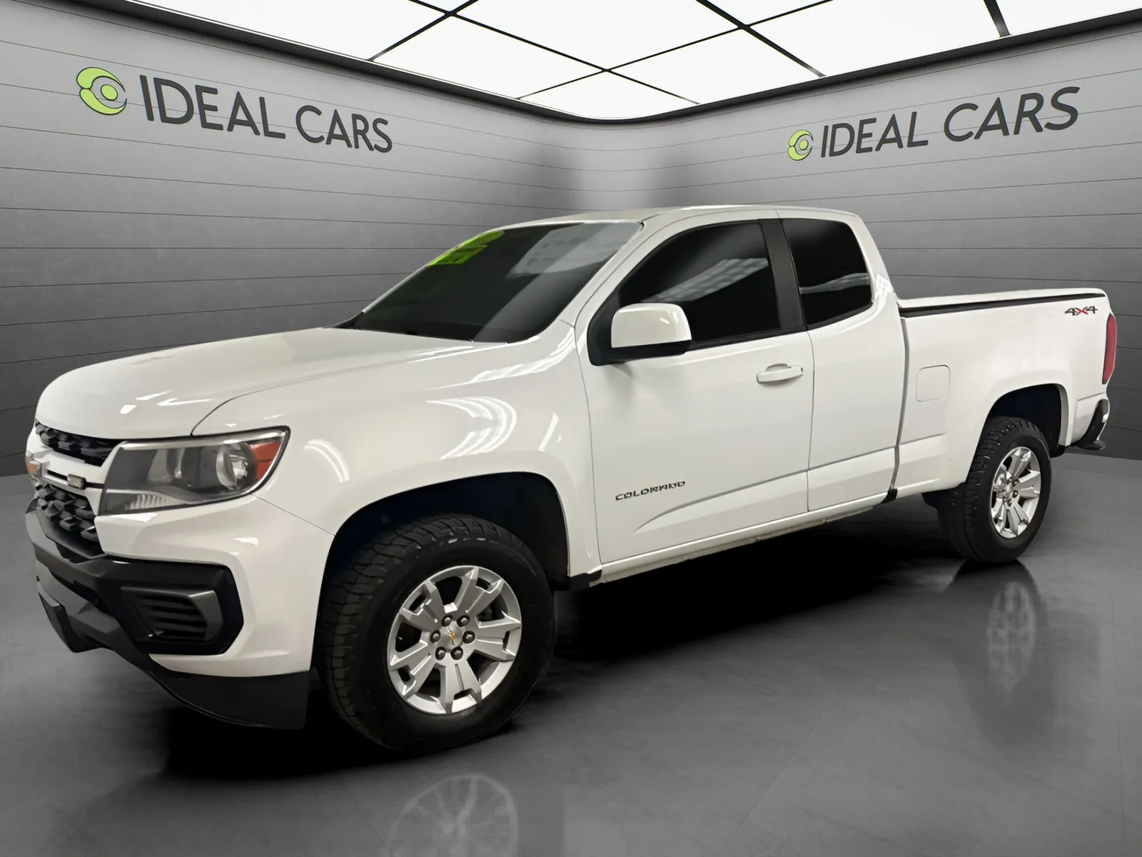 White 2022 Chevrolet Colorado LT for sale in Mesa, AZ
