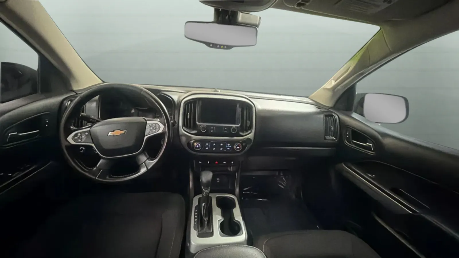 Chevrolet Colorado photo 9