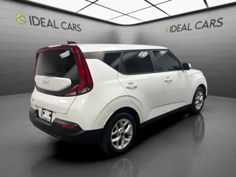 More photos of 2022 Kia Soul LX at Ideal Cars - at Gilbert Rd, AZ
