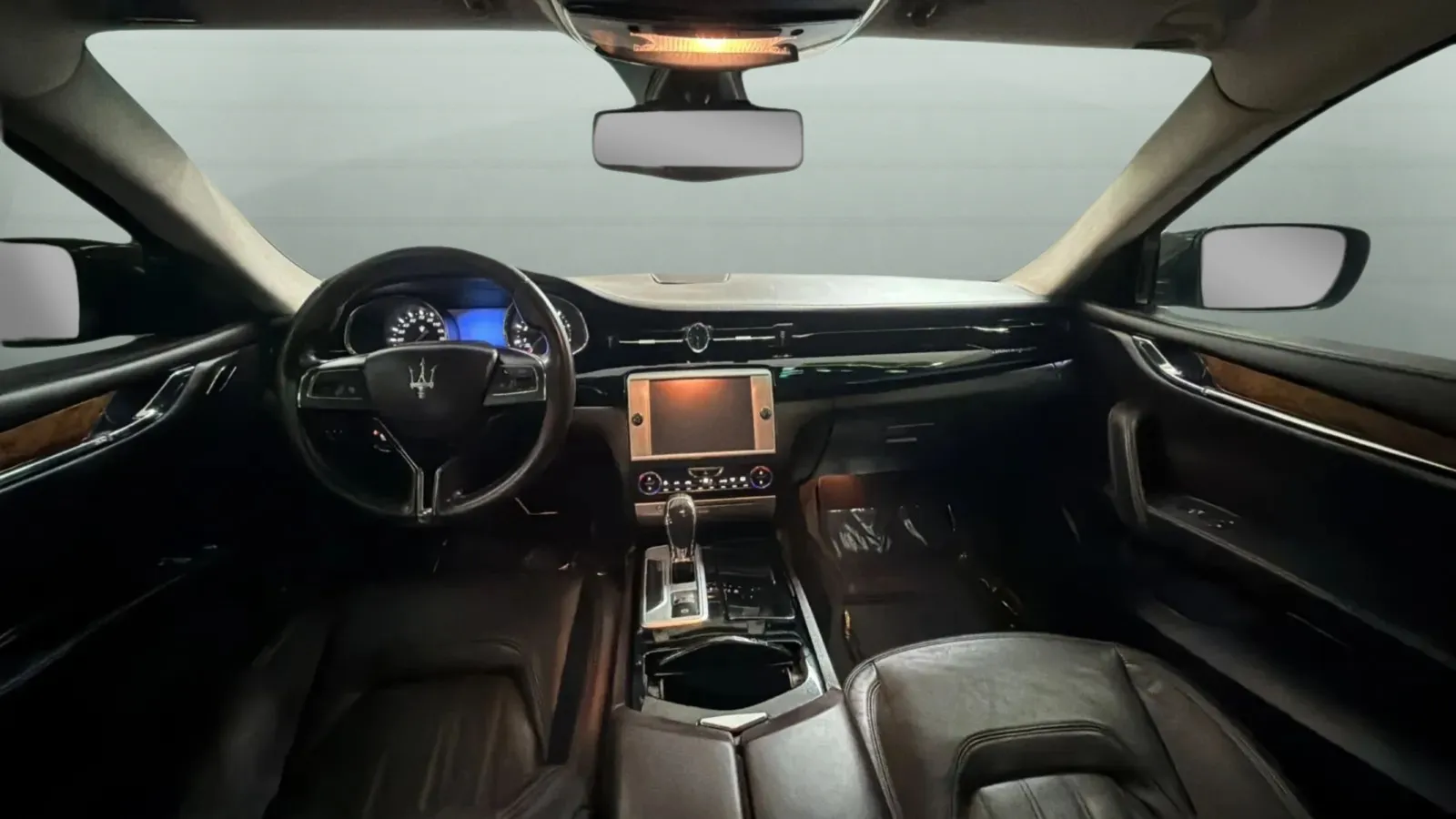 Maserati Quattroporte photo 9