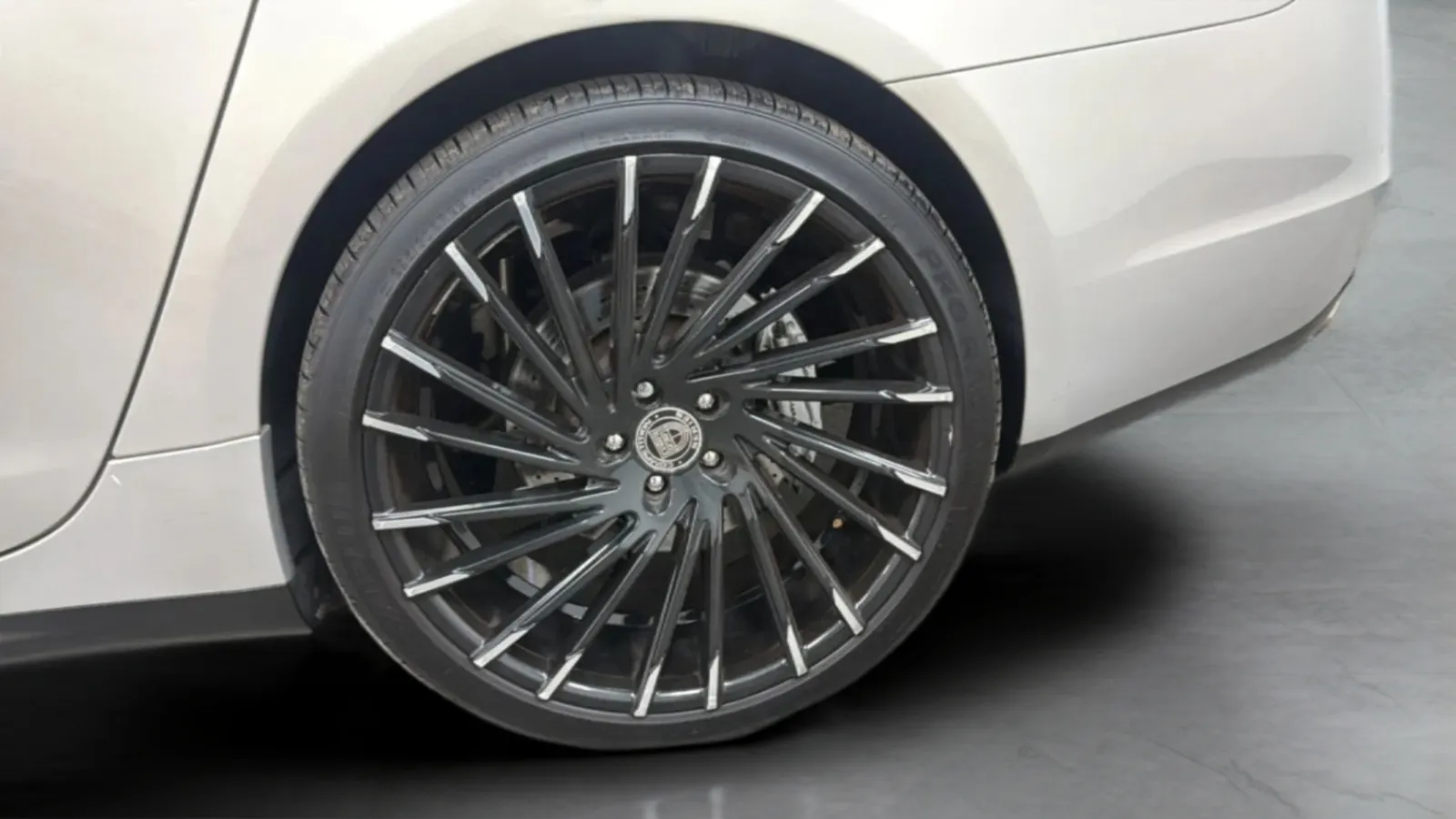 Maserati Quattroporte photo 27