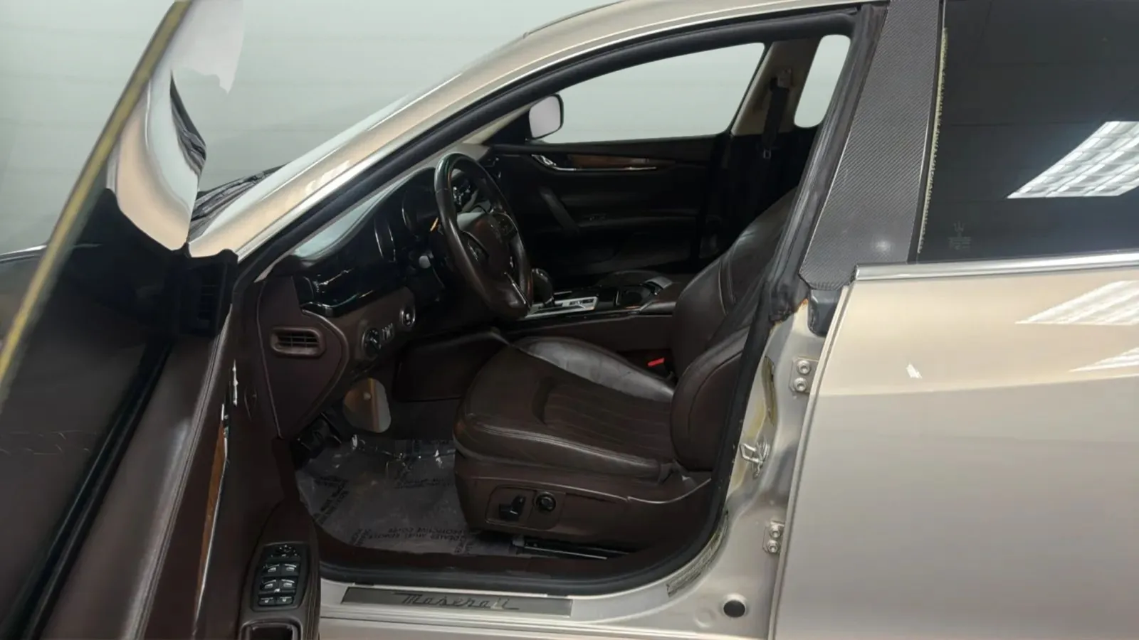 Maserati Quattroporte photo 21