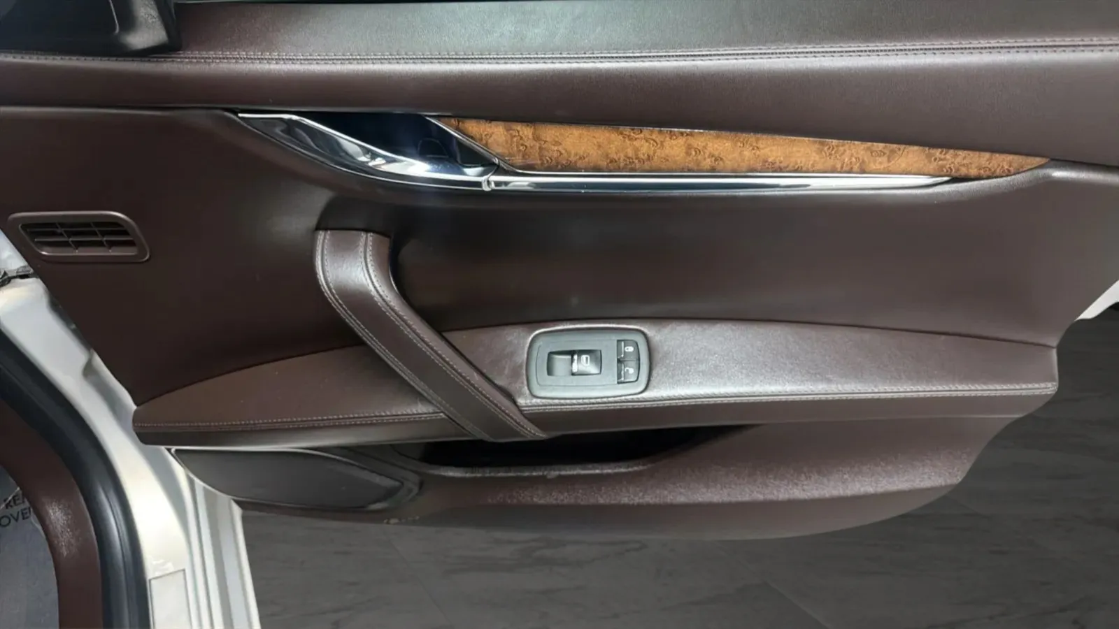 Maserati Quattroporte photo 18