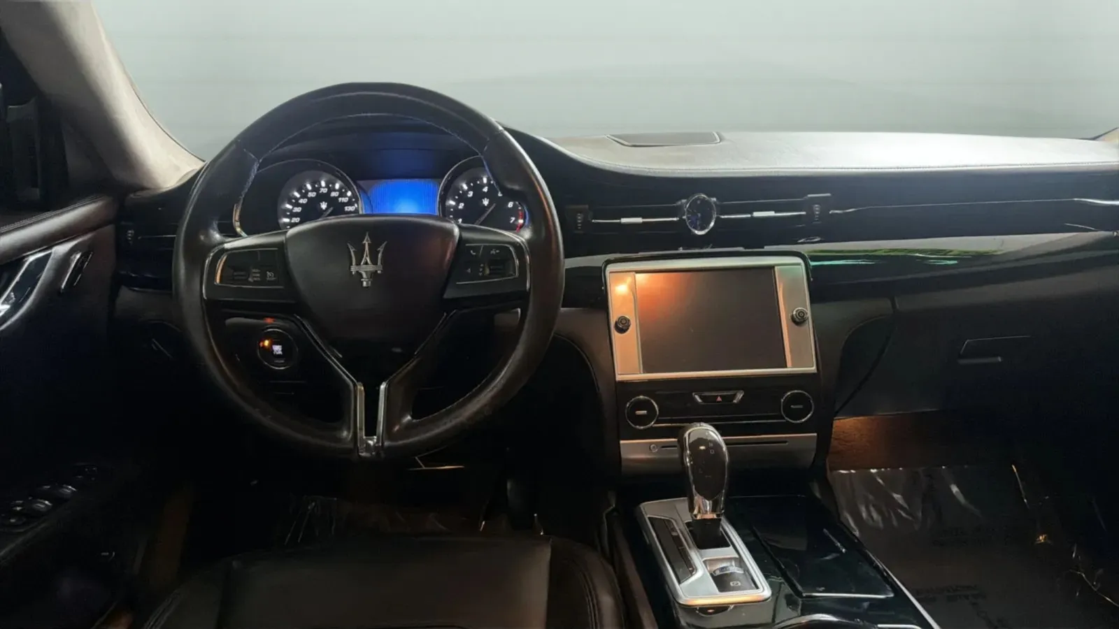 Maserati Quattroporte photo 10