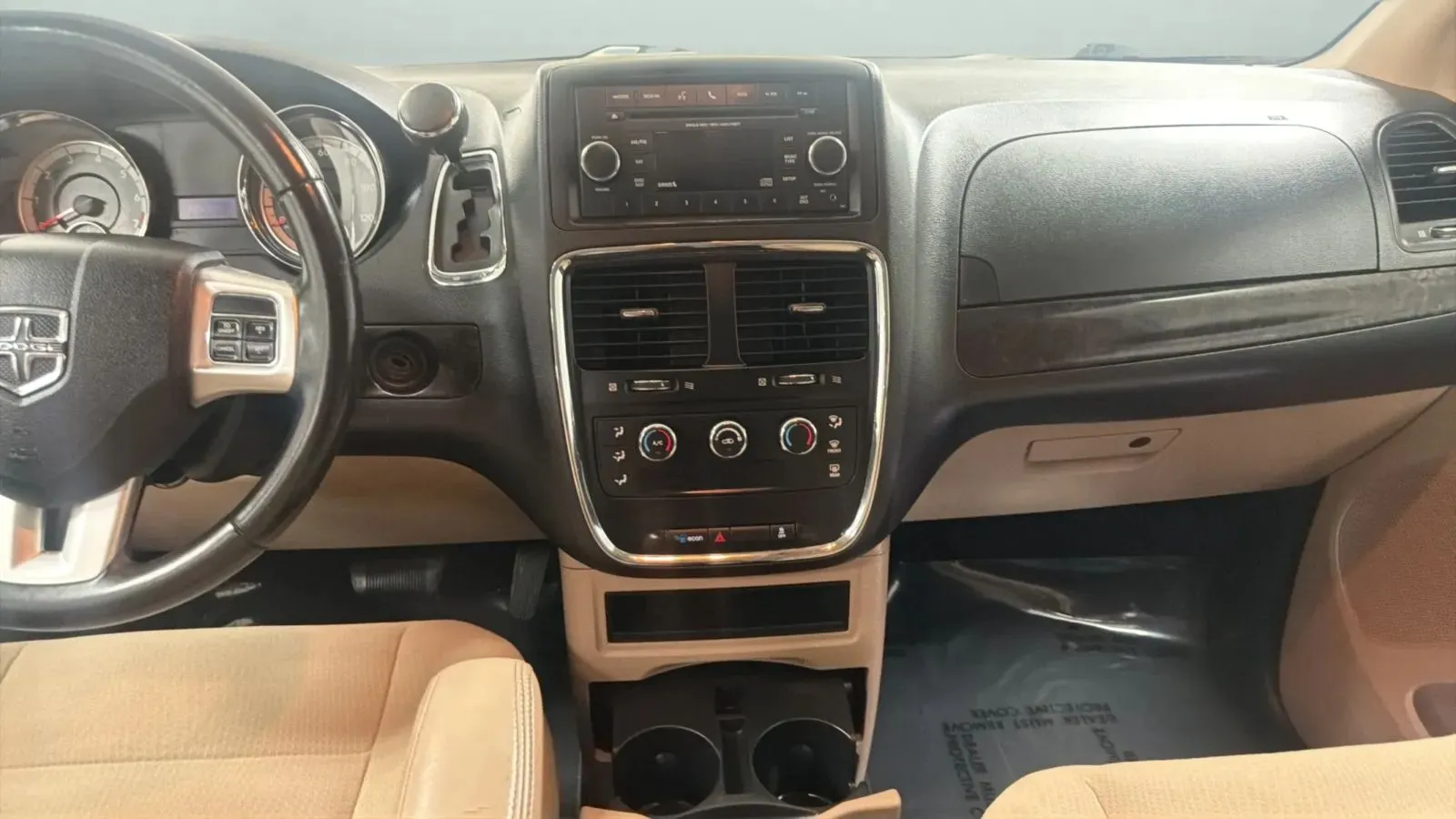 Dodge Grand Caravan photo 14