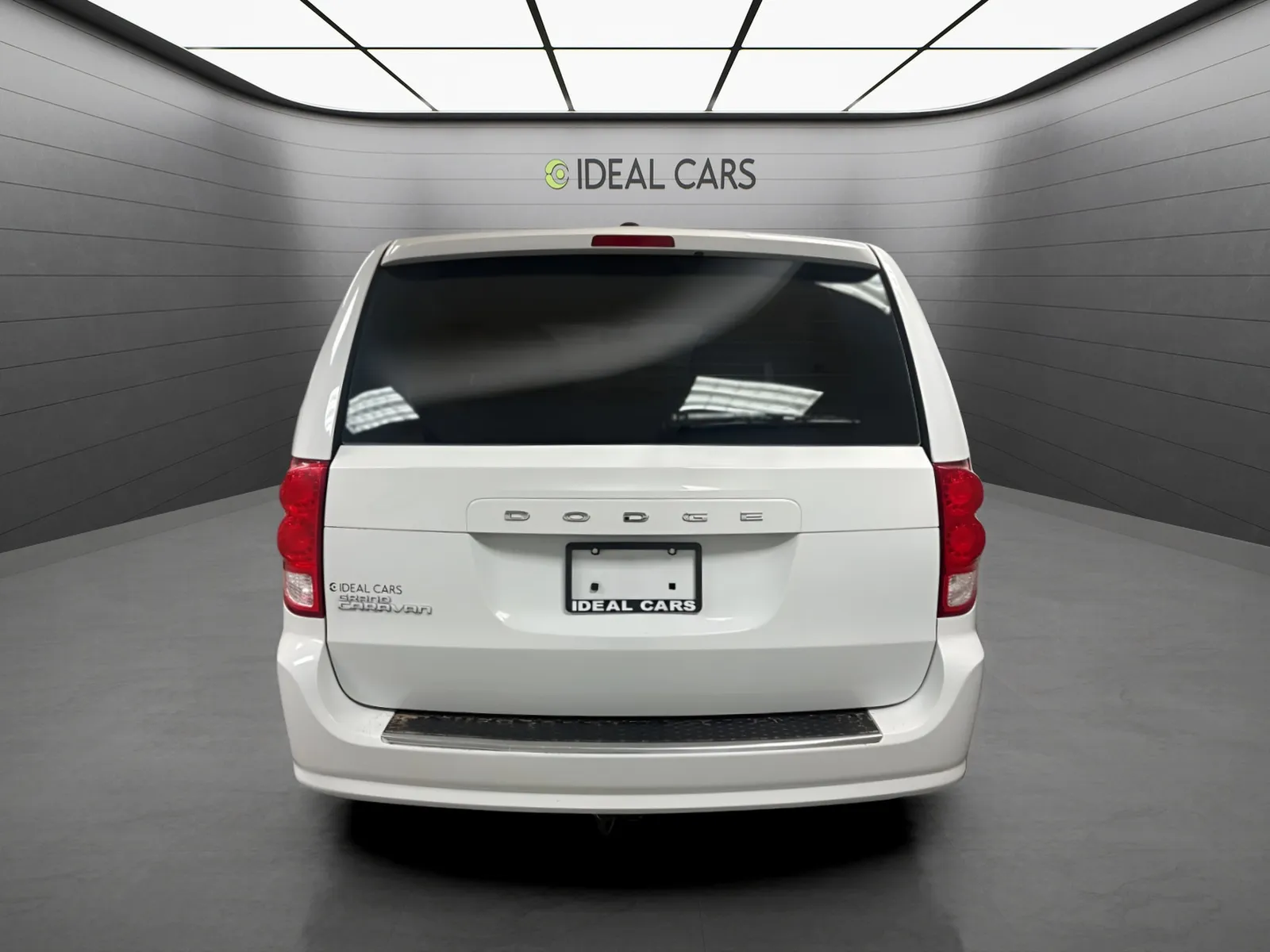 Dodge Grand Caravan photo 6