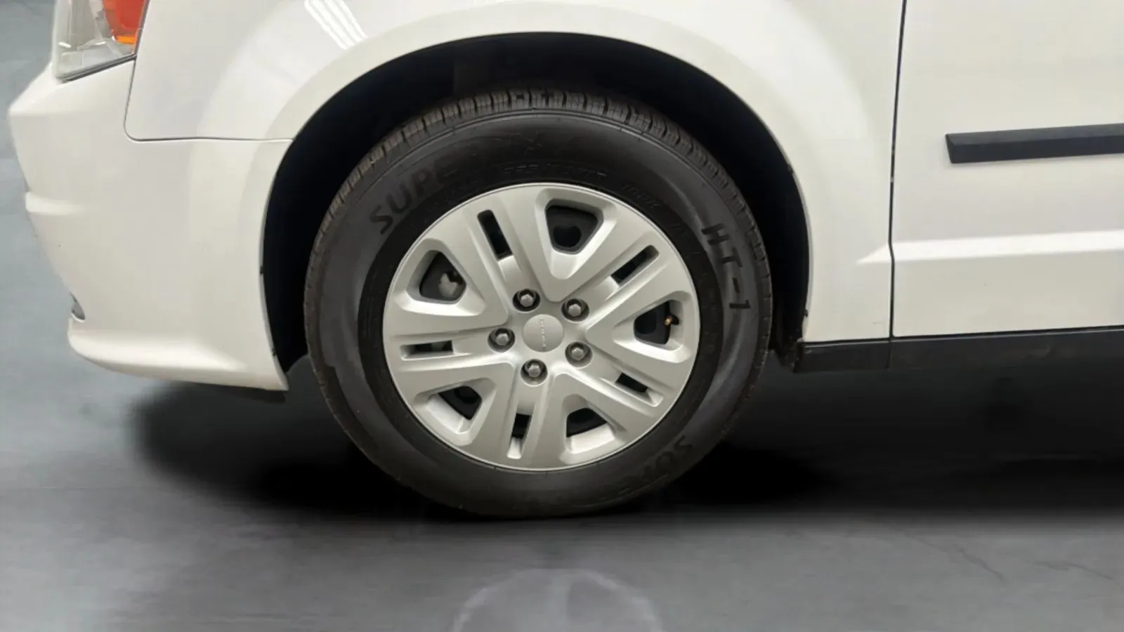 Dodge Grand Caravan photo 26