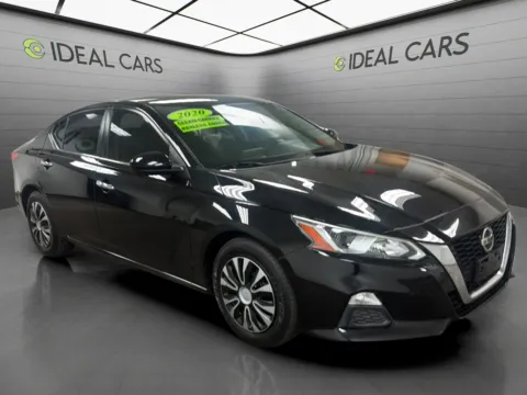 Another view of 2020 Nissan Altima 2.5 S for sale in Mesa, AZ at Ideal Cars - at Gilbert Rd