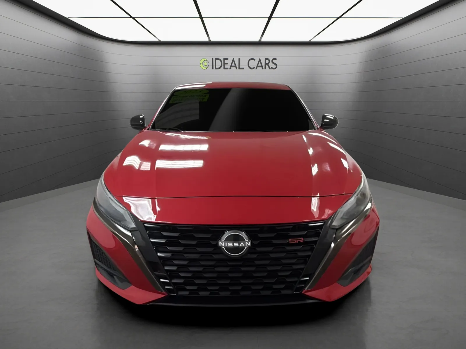 Nissan Altima photo 2