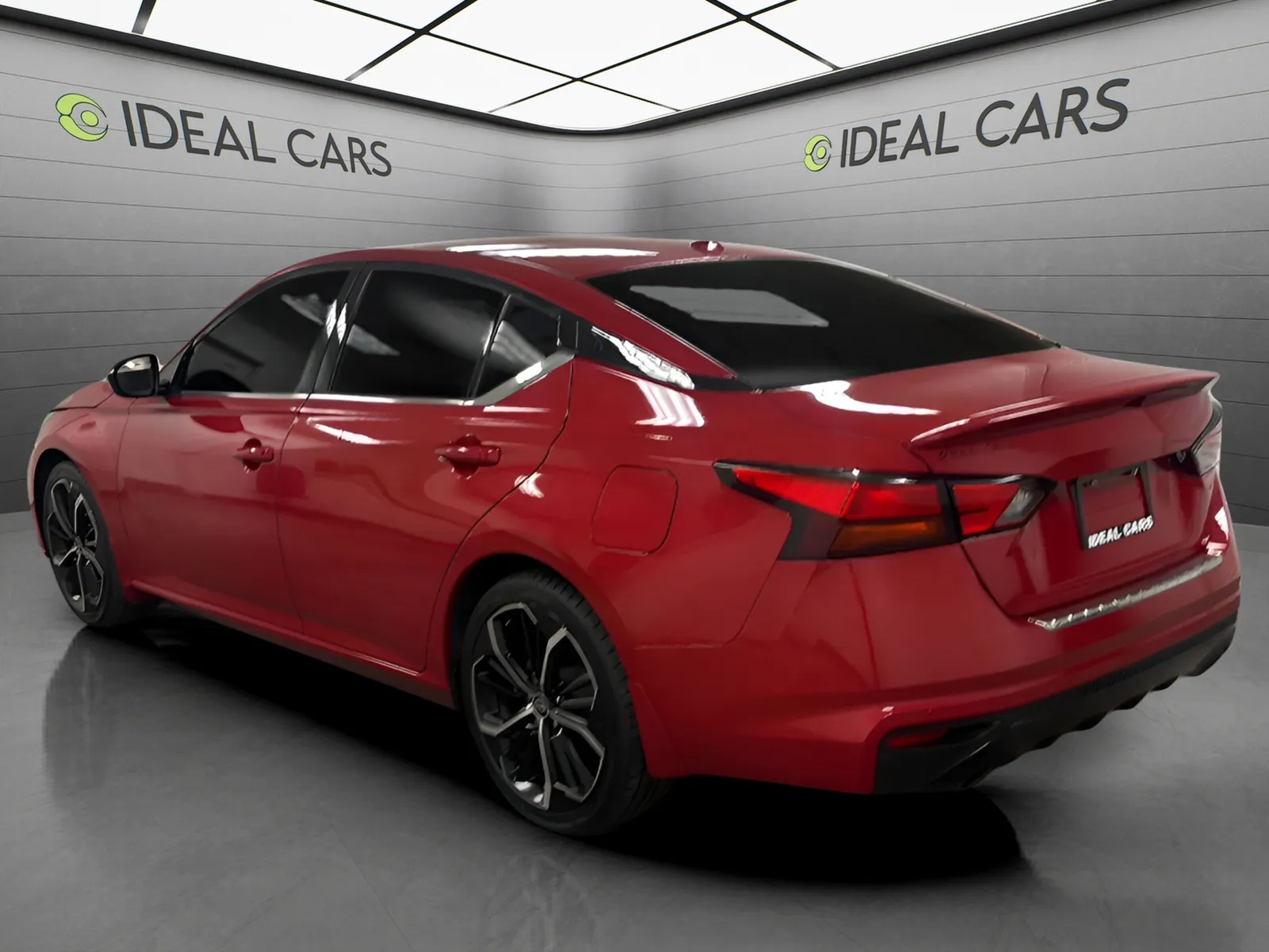 Nissan Altima photo 7