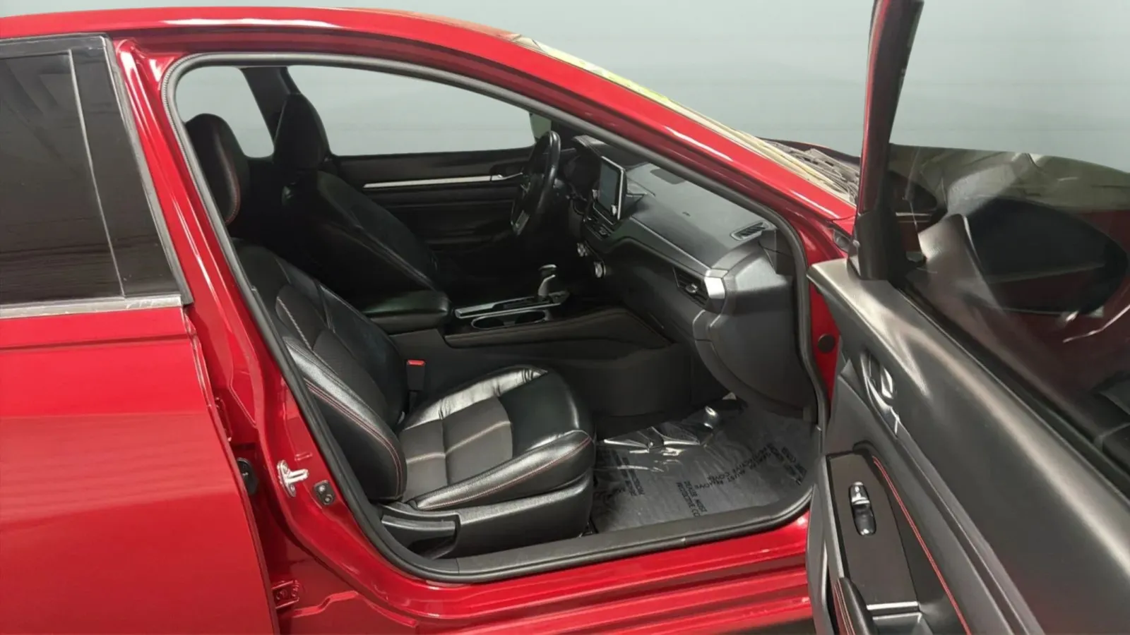 Nissan Altima photo 21