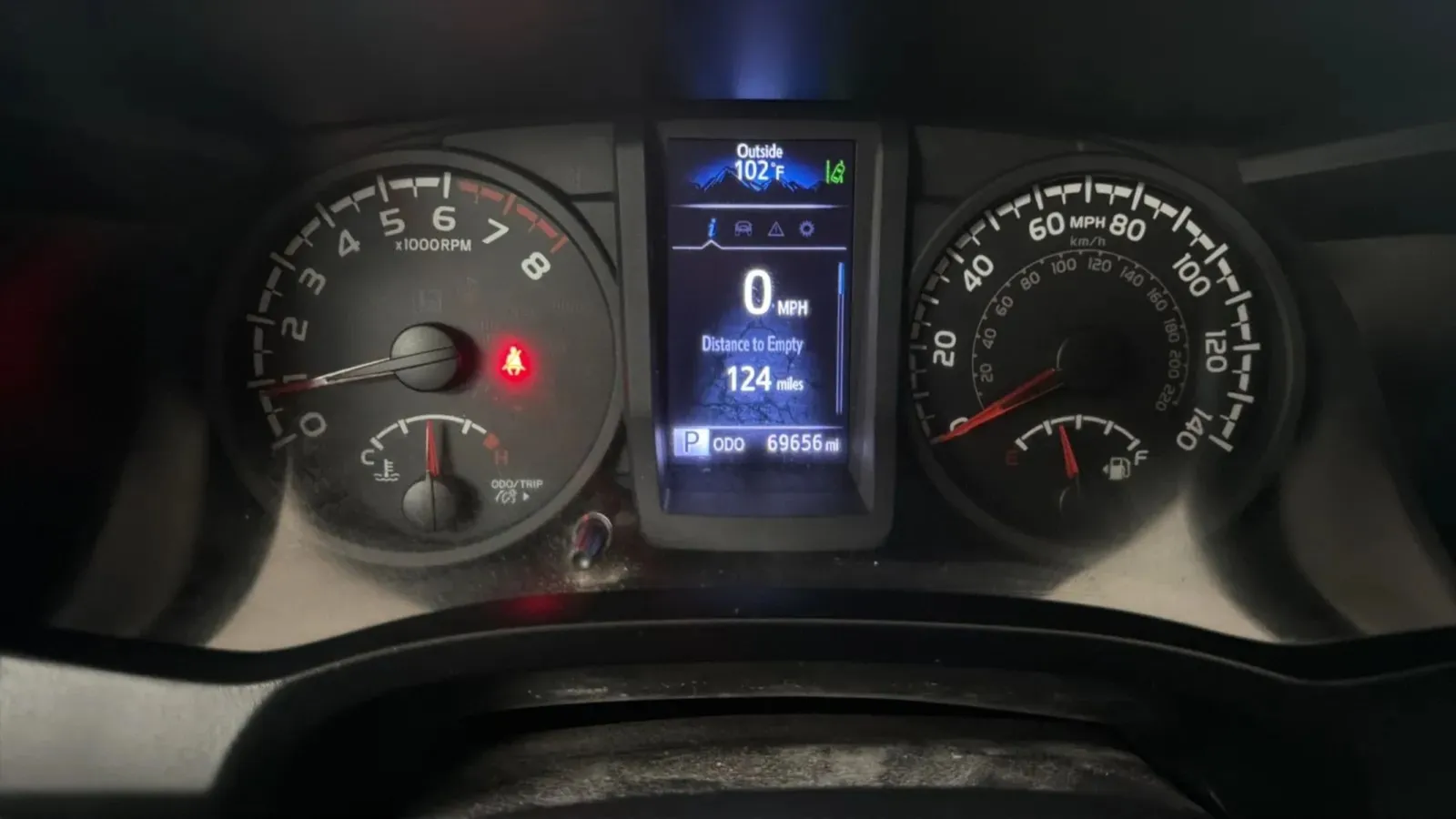 Toyota Tacoma photo 11
