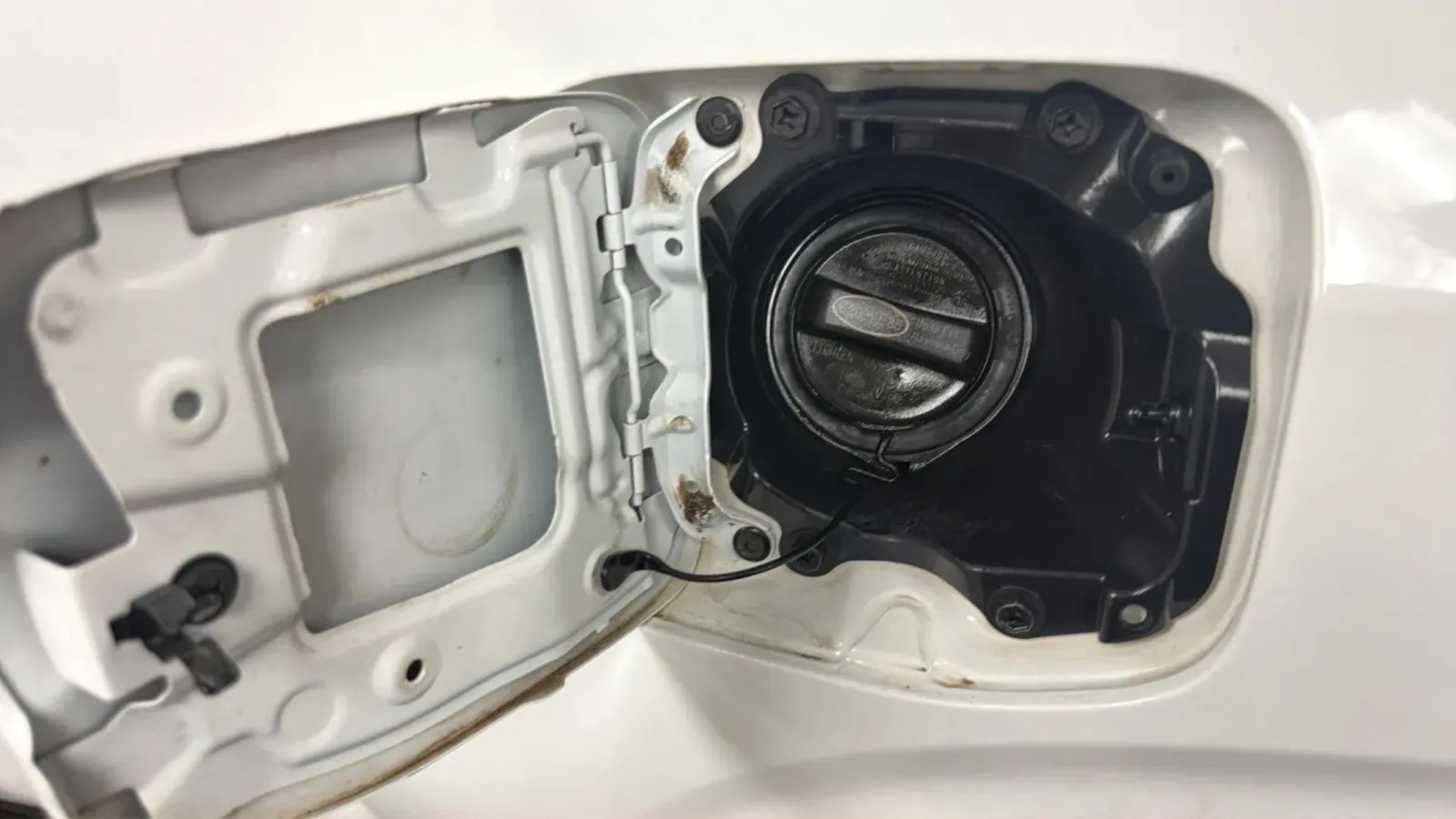 Toyota Tacoma photo 28