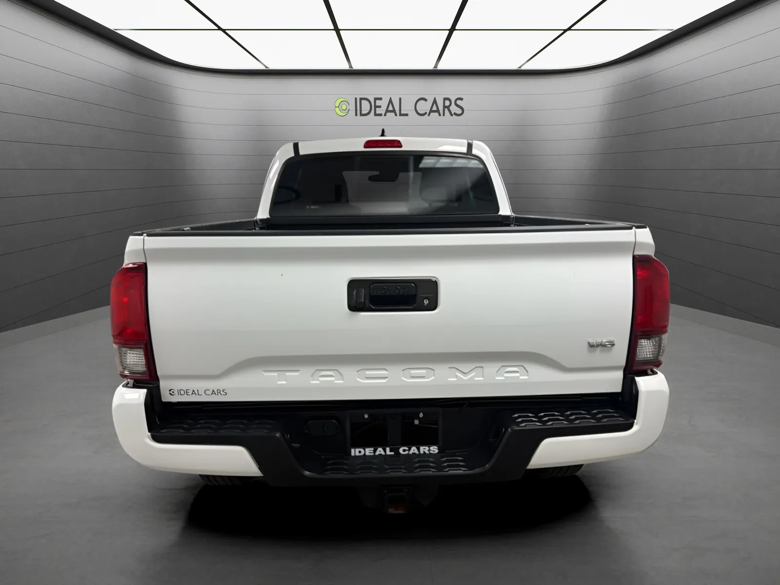 Toyota Tacoma photo 6