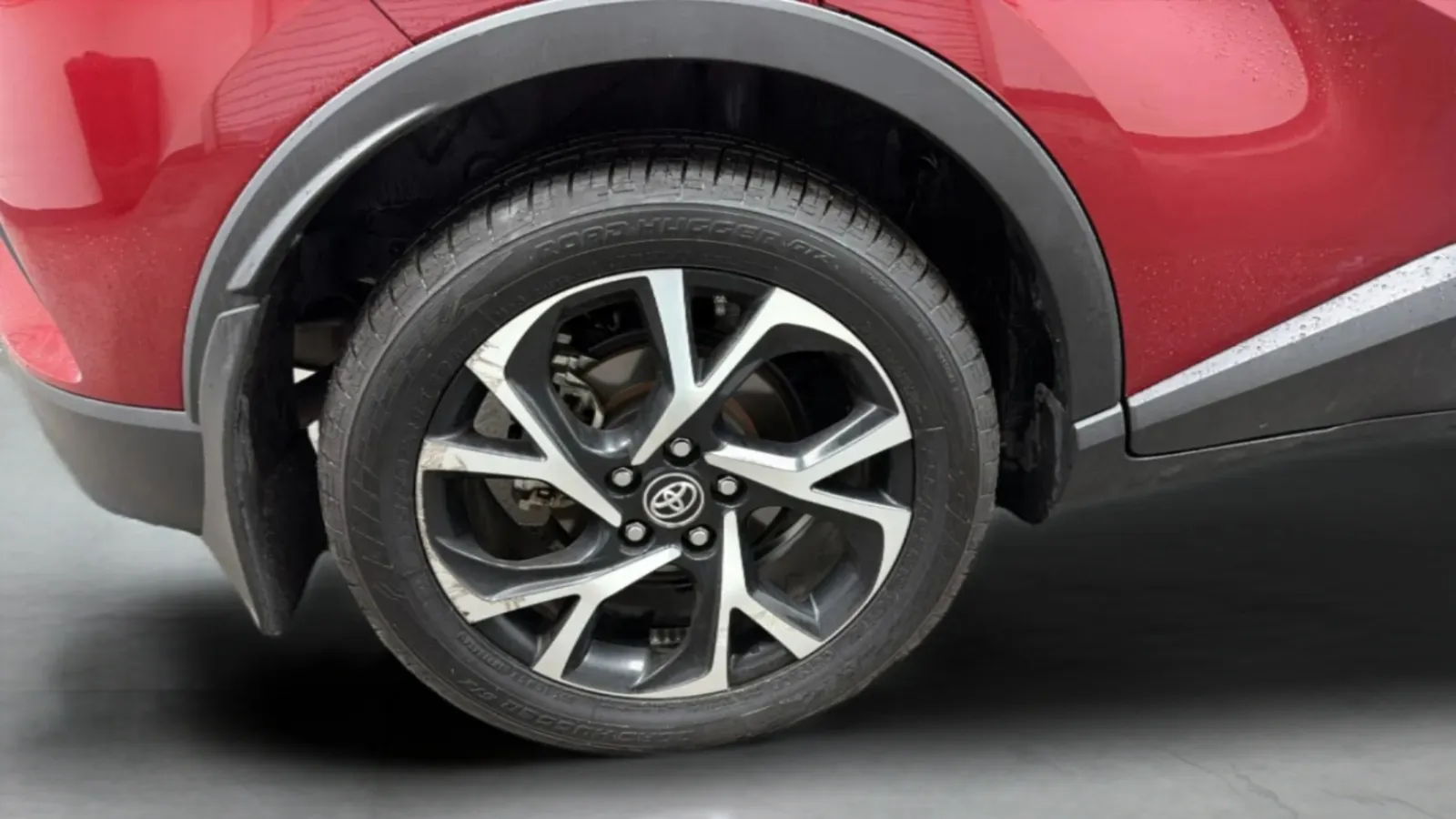 Toyota C-HR photo 26