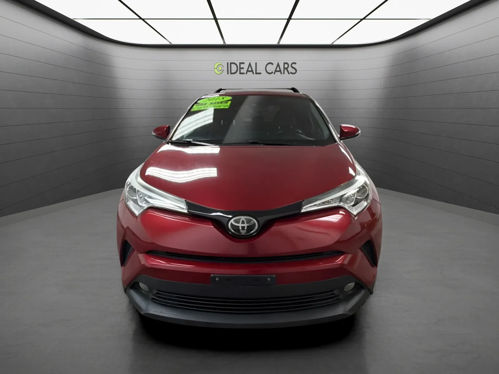 Toyota C-HR photo 2