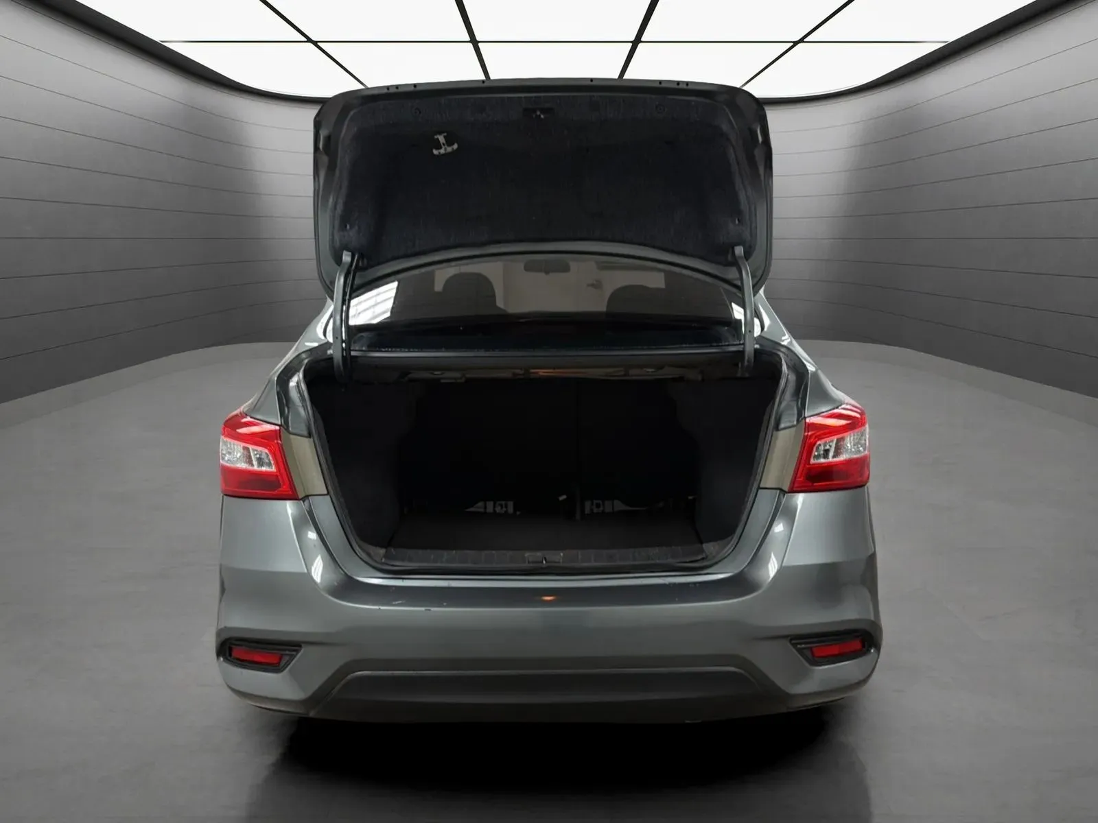 Nissan Sentra photo 19
