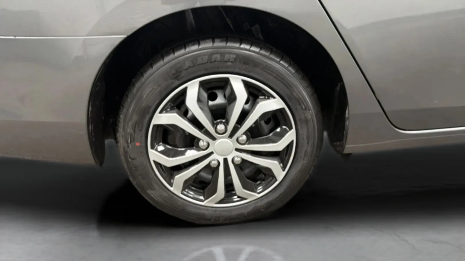 Nissan Sentra photo 25