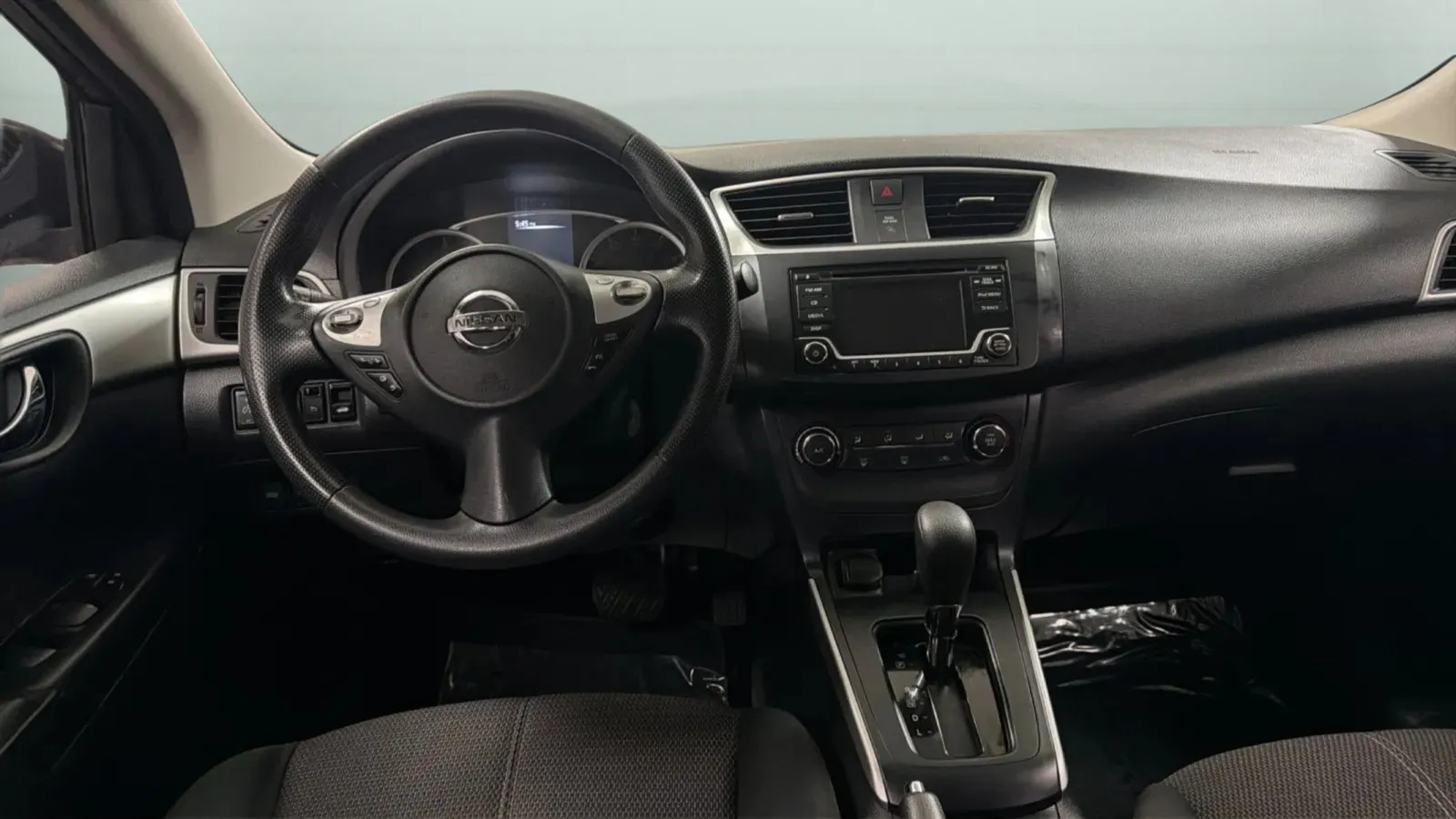 Nissan Sentra photo 10