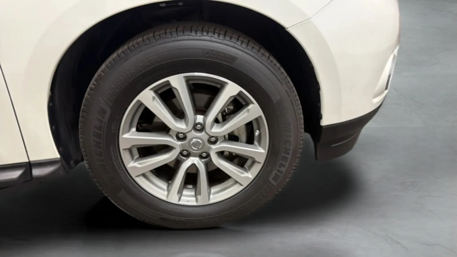 Nissan Pathfinder photo 26