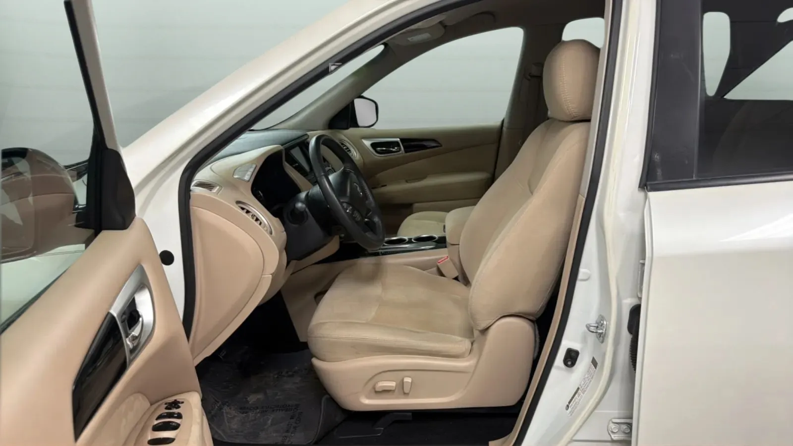 Nissan Pathfinder photo 21