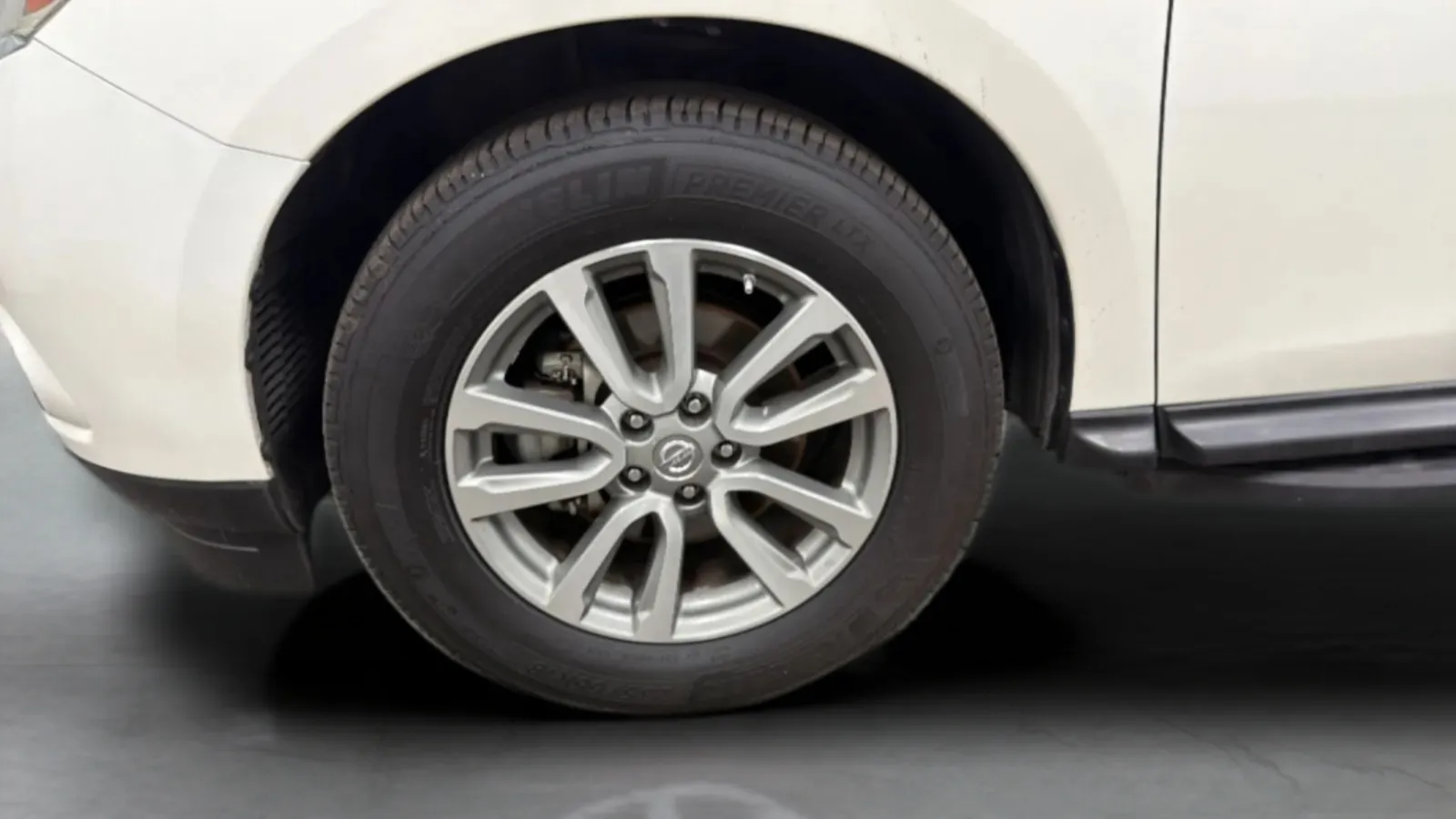 Nissan Pathfinder photo 29