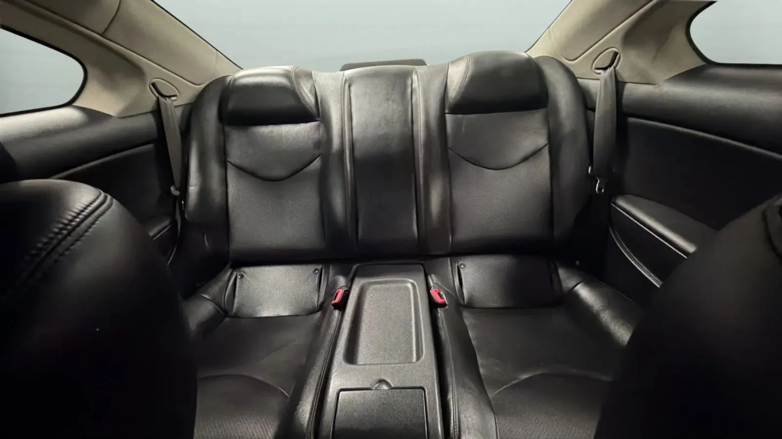 Infiniti G37 photo 19