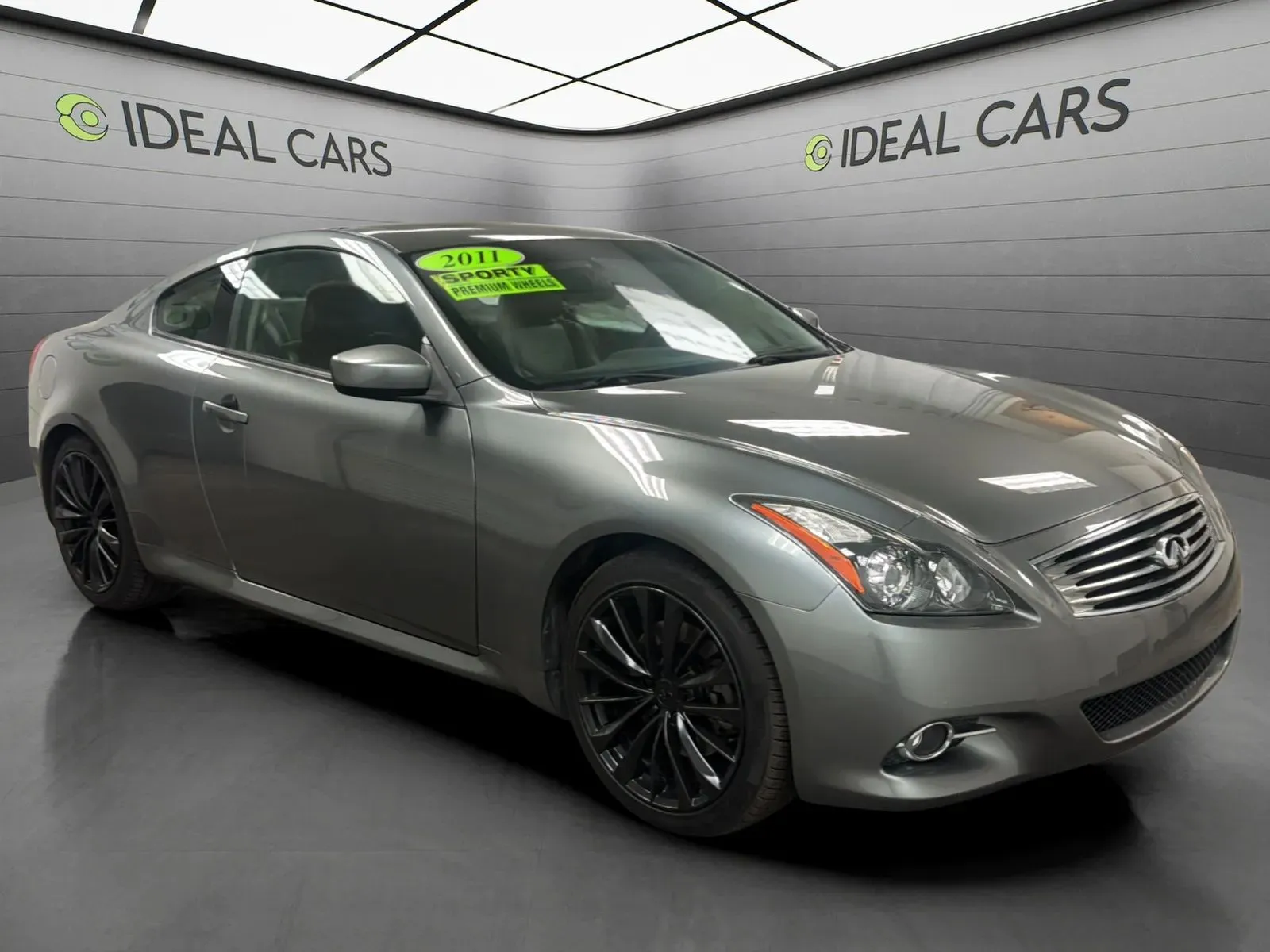 Infiniti G37 photo 3