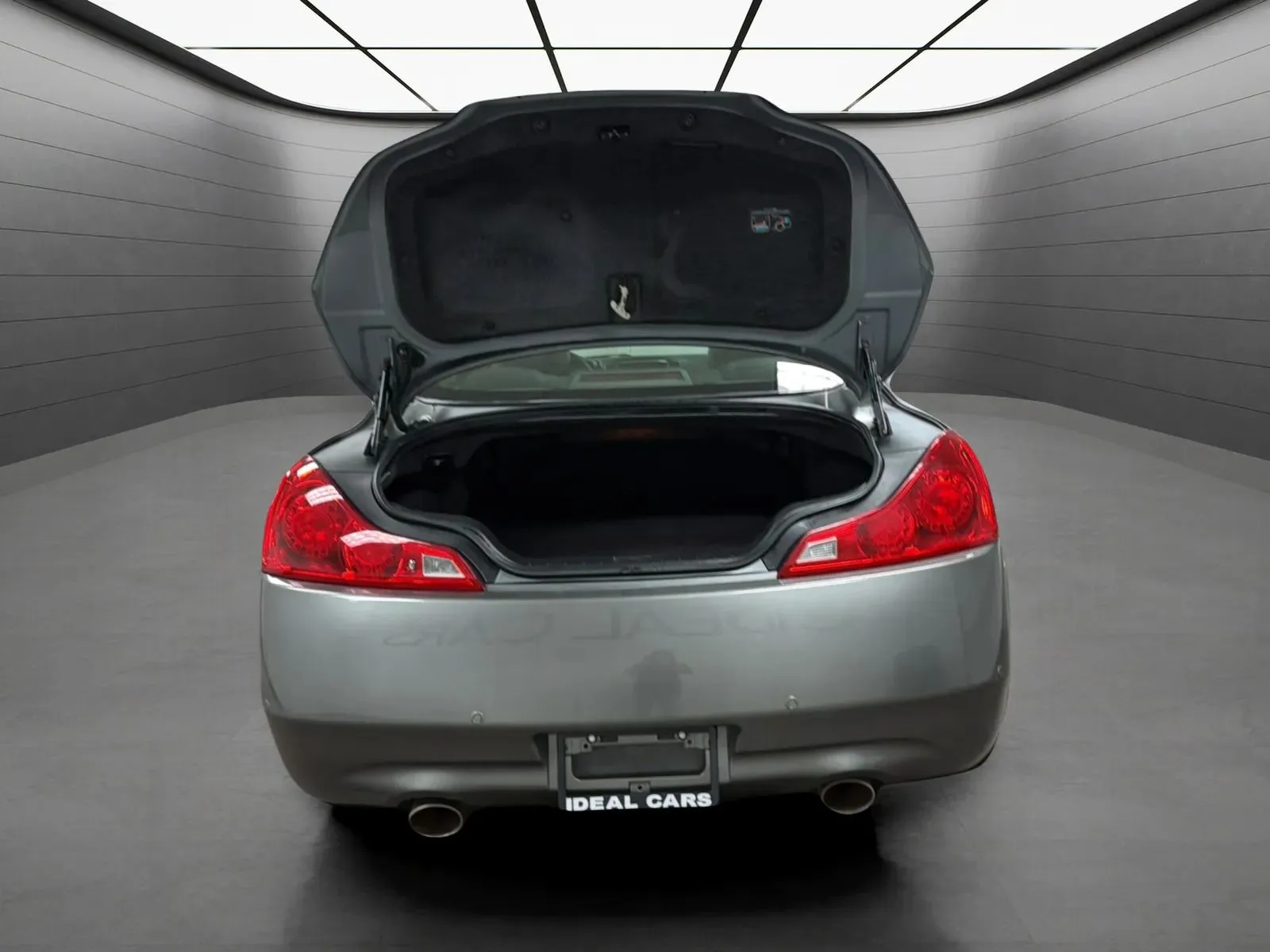 Infiniti G37 photo 20