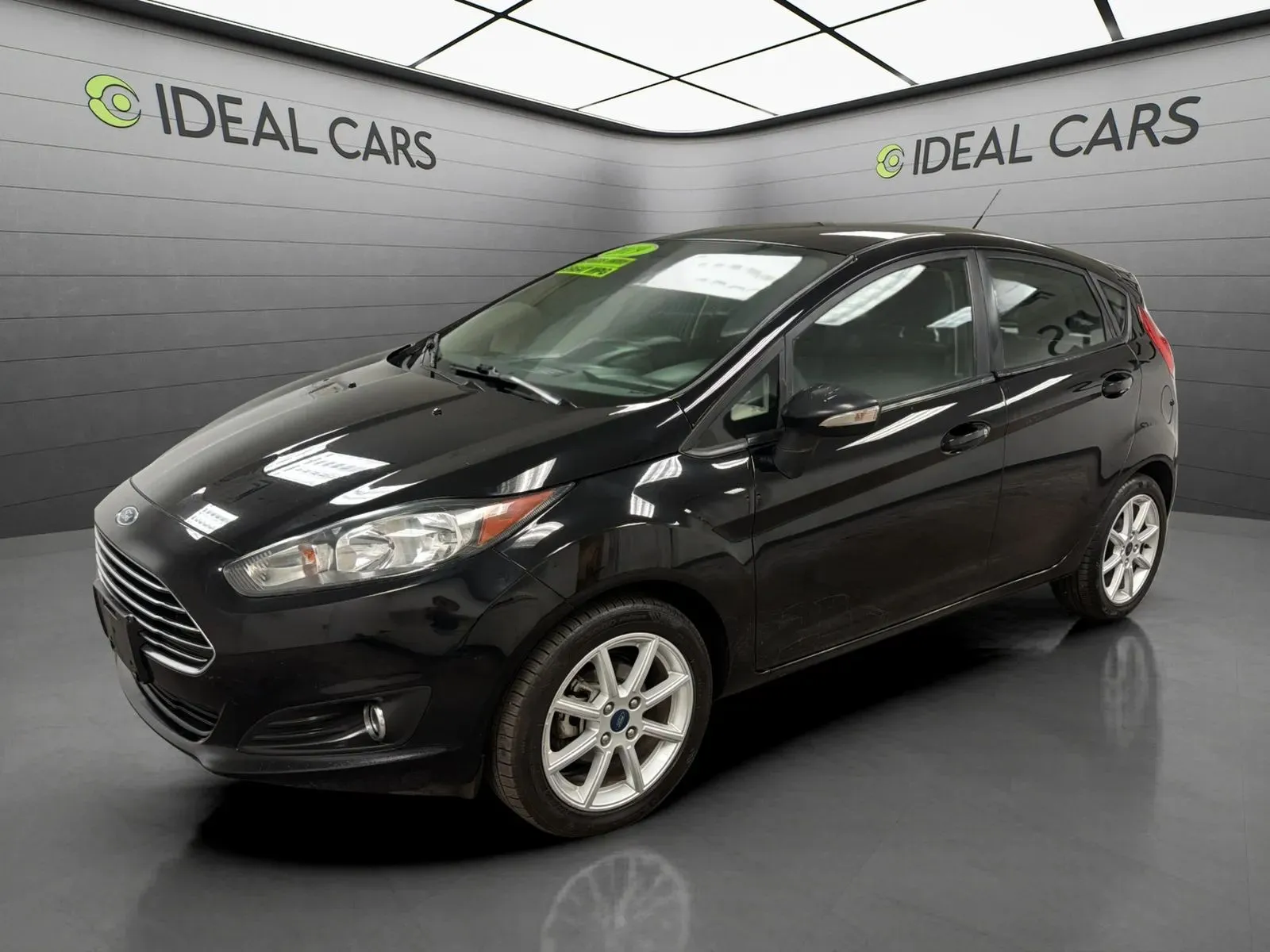 Black 2019 Ford Fiesta SE for sale in Mesa, AZ