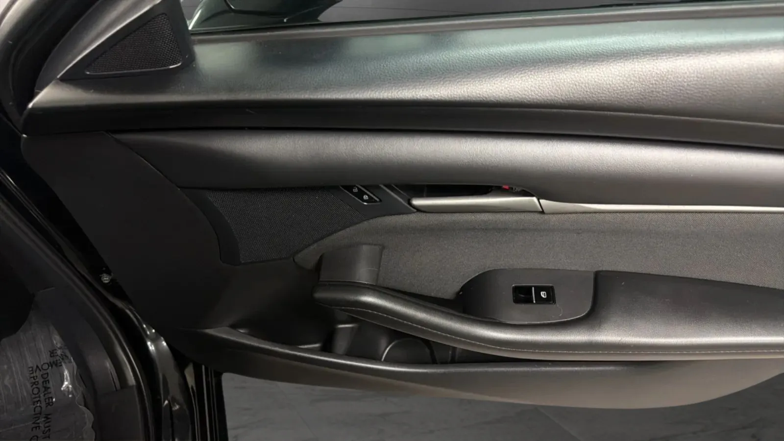 Mazda Mazda3 photo 19