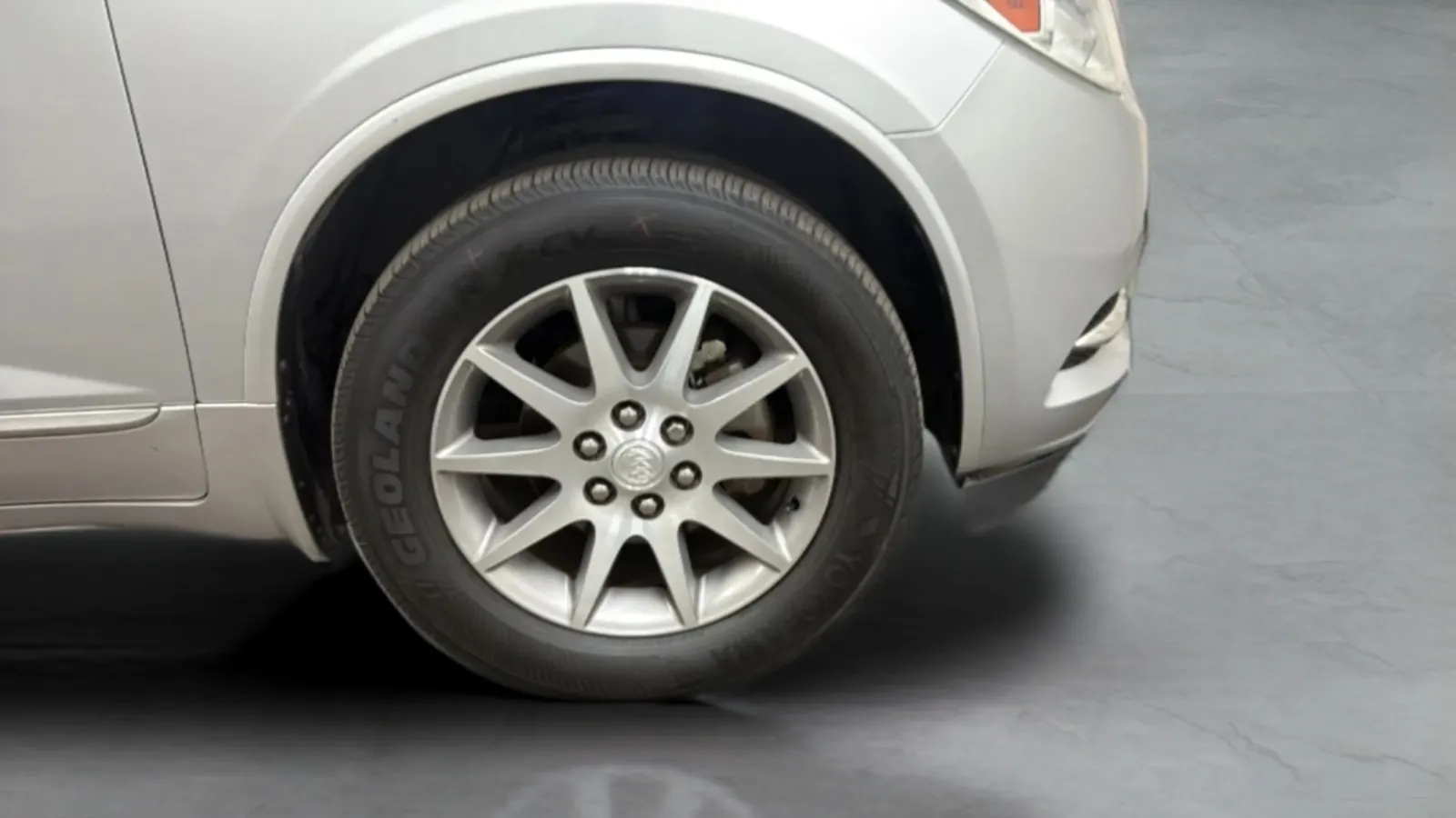 Buick Enclave photo 25