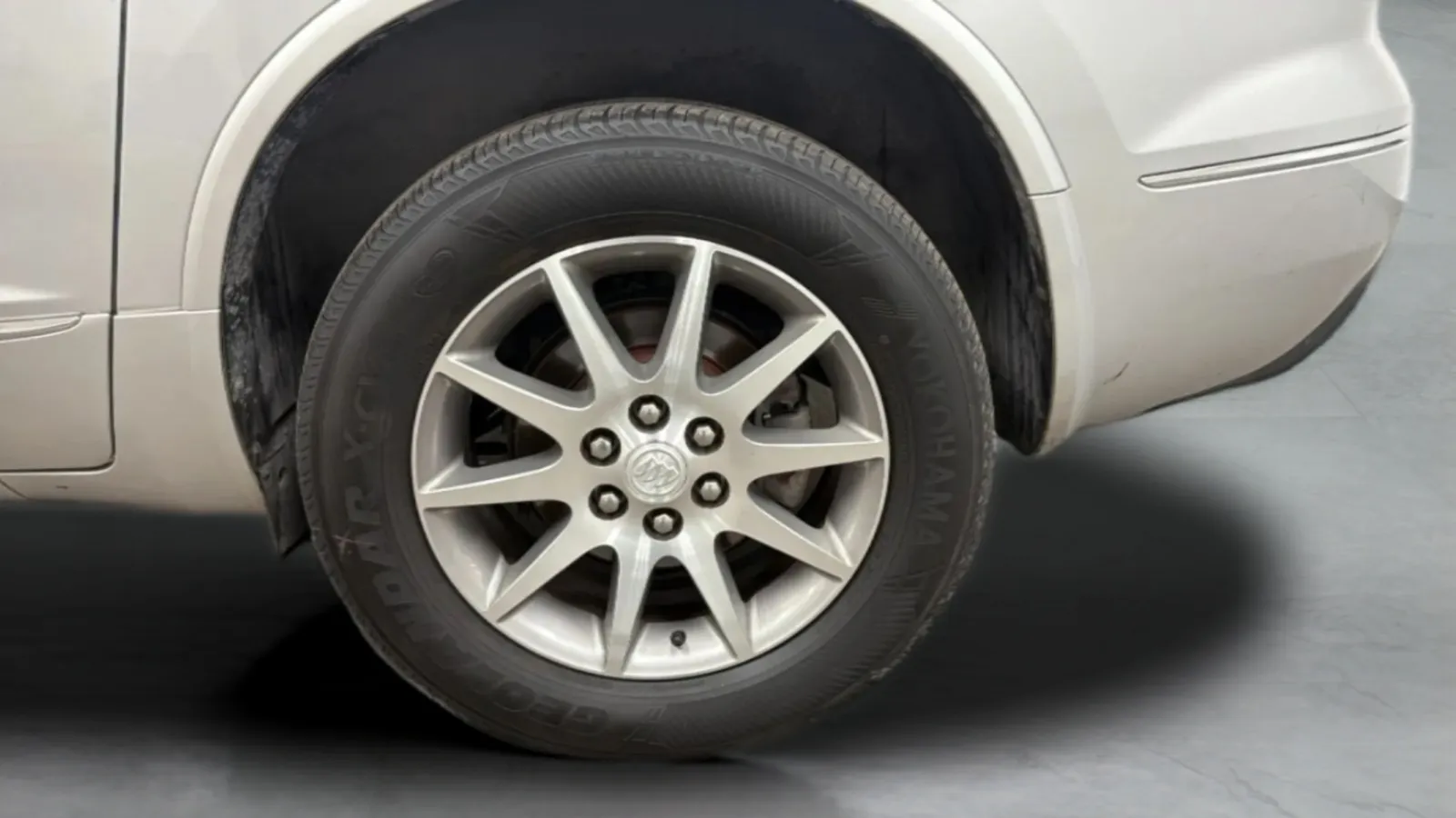 Buick Enclave photo 27
