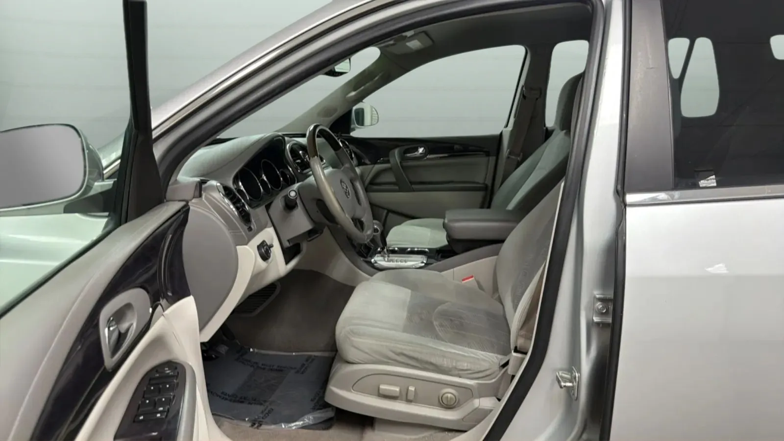 Buick Enclave photo 20