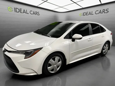 White 2023 Toyota Corolla LE for sale in Mesa, AZ